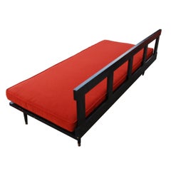 1 Mid Century Town & Country Lounge Daybed