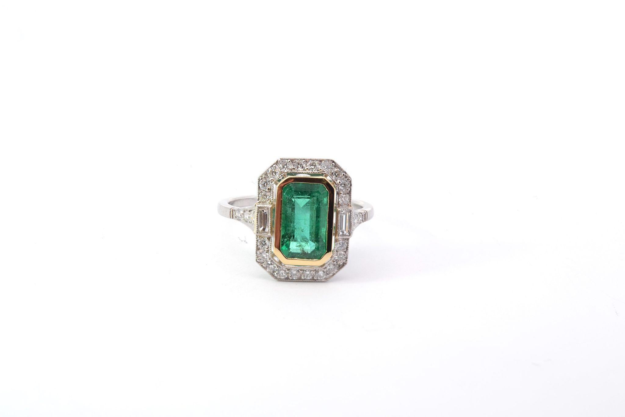 Stones: Zambian Emerald: 1.79 cts, 26 diamonds: 0.45ct, 2 baguette diamonds: 0.15ct
Material: Platinum and 18k yellow gold
Dimensions: 1.5cm x 1.2cm
Weight: 4.1g
Period: Recent, art deco style (handmade)
Size: 53 (free sizing)
Certificate
Ref. :