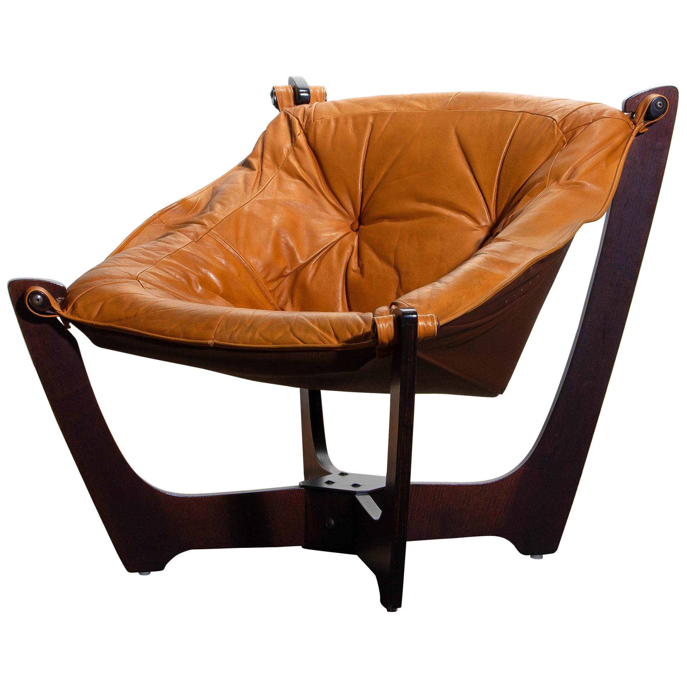 1 Camel/Cognac Leather Lounge Chair by Odd Knutsen for Hjellegjerde Møbler, 1970