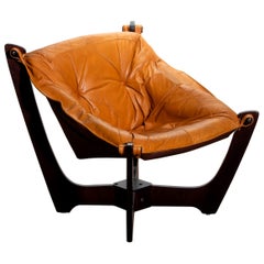 1 Chaise longue en cuir camel/cognac par Odd Knutsen pour Hjellegjerde Møbler:: 1970