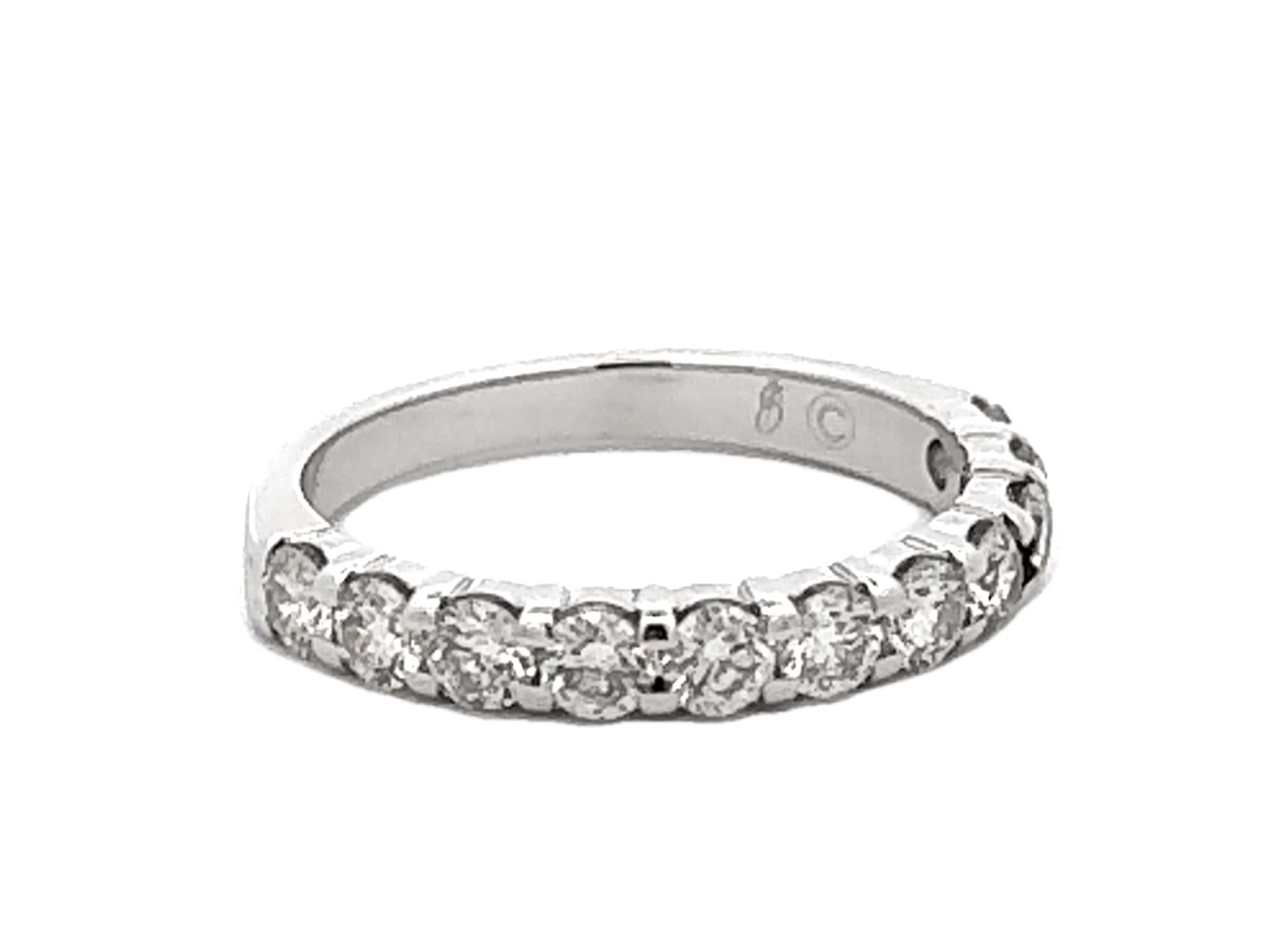 Modern 1 Carat 11 Brilliant Cut Diamond Band Ring 14k White Gold For Sale