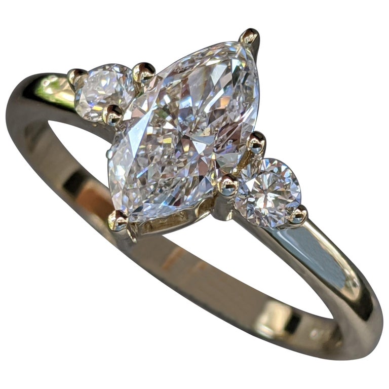 1 Carat 14 Karat Yellow Gold Marquise Diamond Engagement Ring For Sale At 1stdibs
