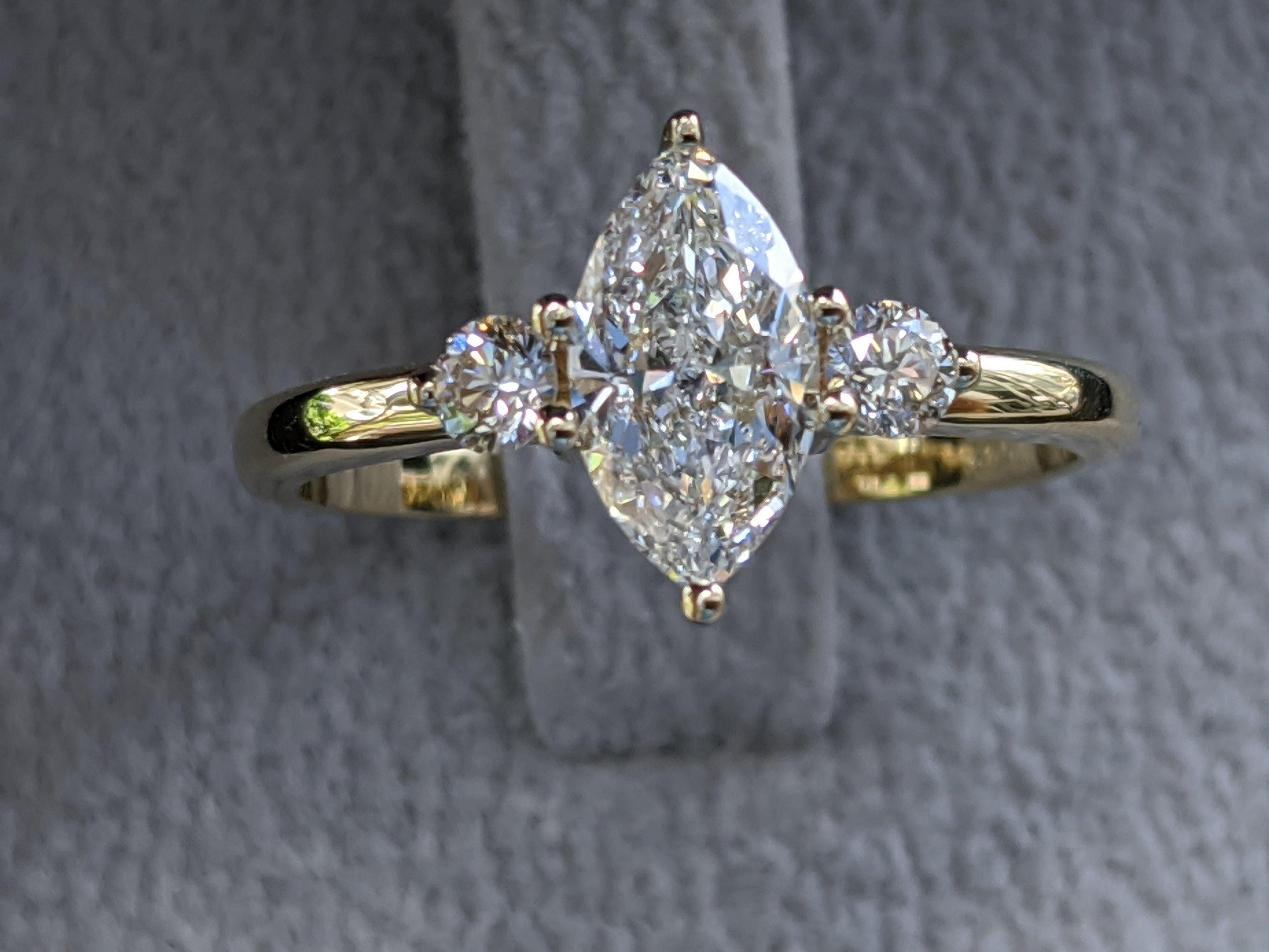 1 carat marquise diamond ring