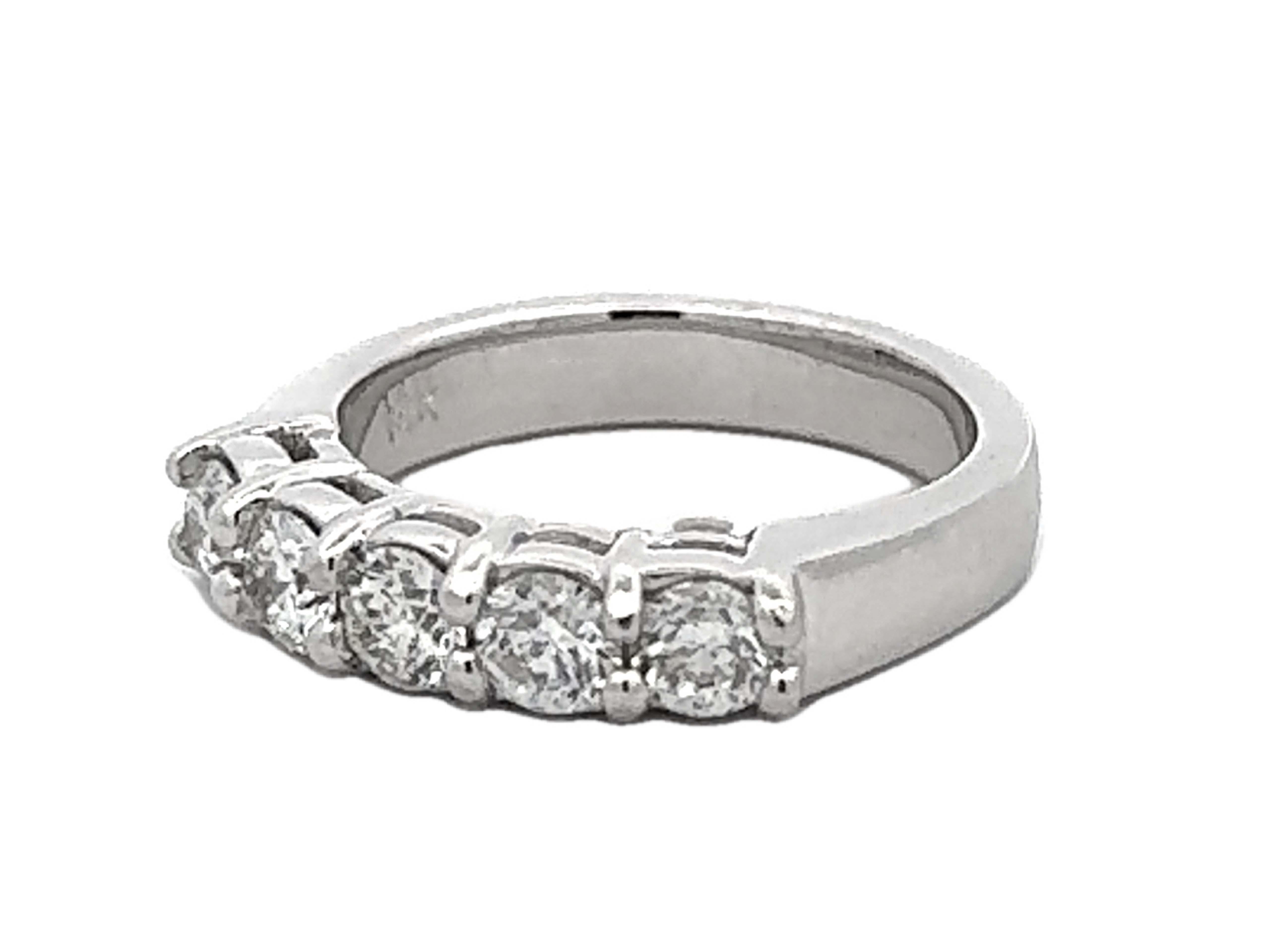 1 Carat 5 Brilliant Cut Diamond Band Ring 14k White Gold In Excellent Condition For Sale In Honolulu, HI