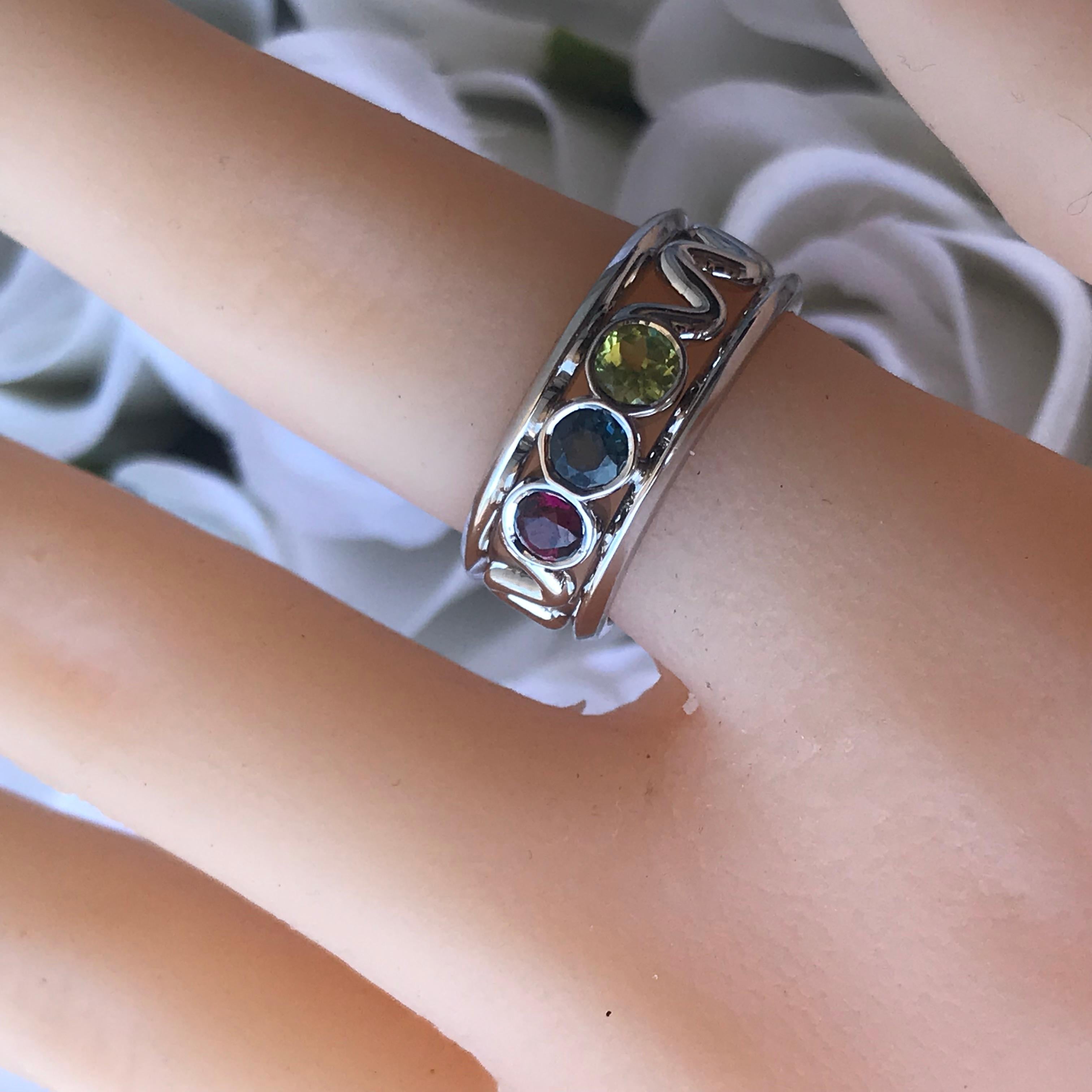 garnet and peridot ring