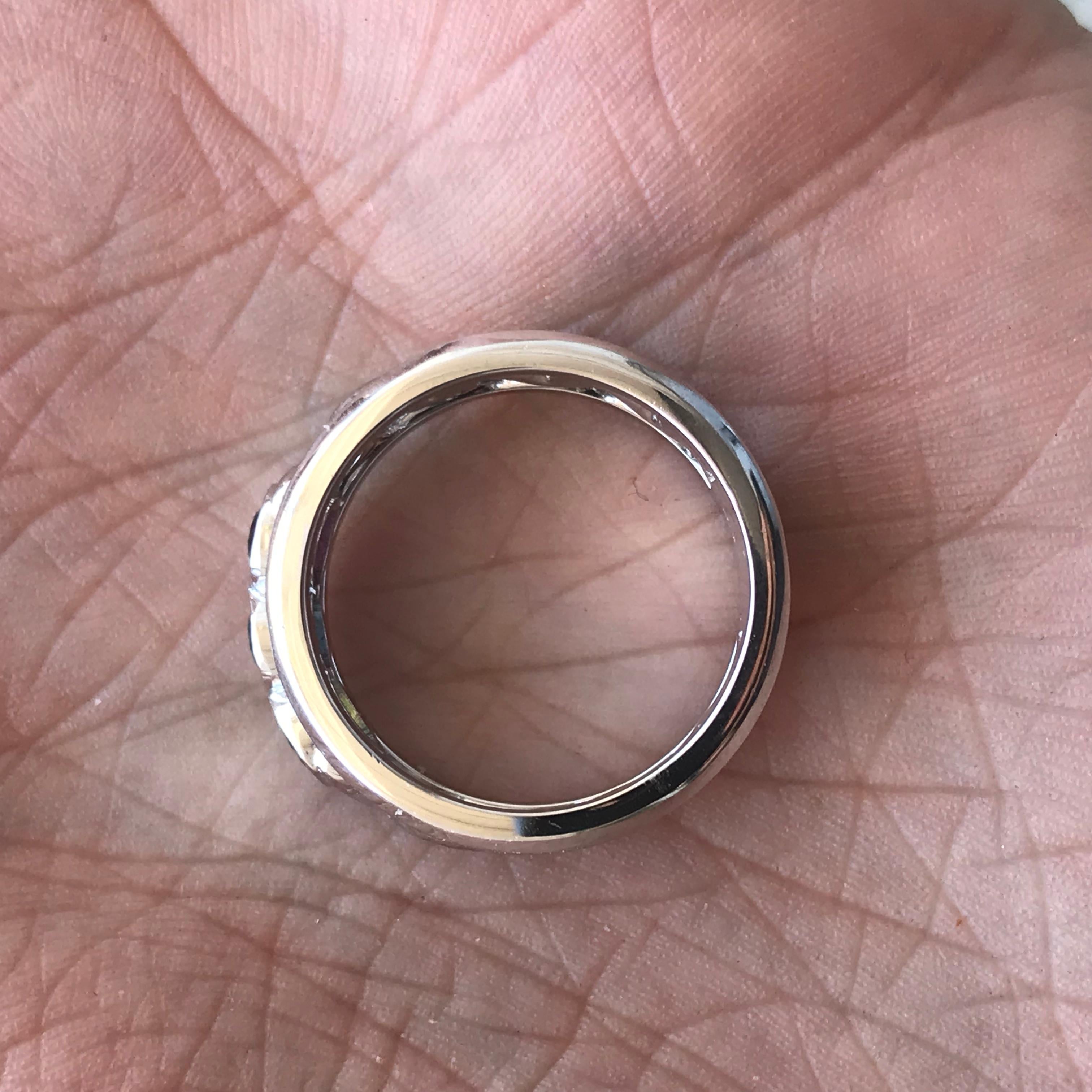 1 Carat Approximate 3 Gemstone Garnet, Sapphire, Peridot Ring, Ben Dannie In New Condition For Sale In West Hollywood, CA