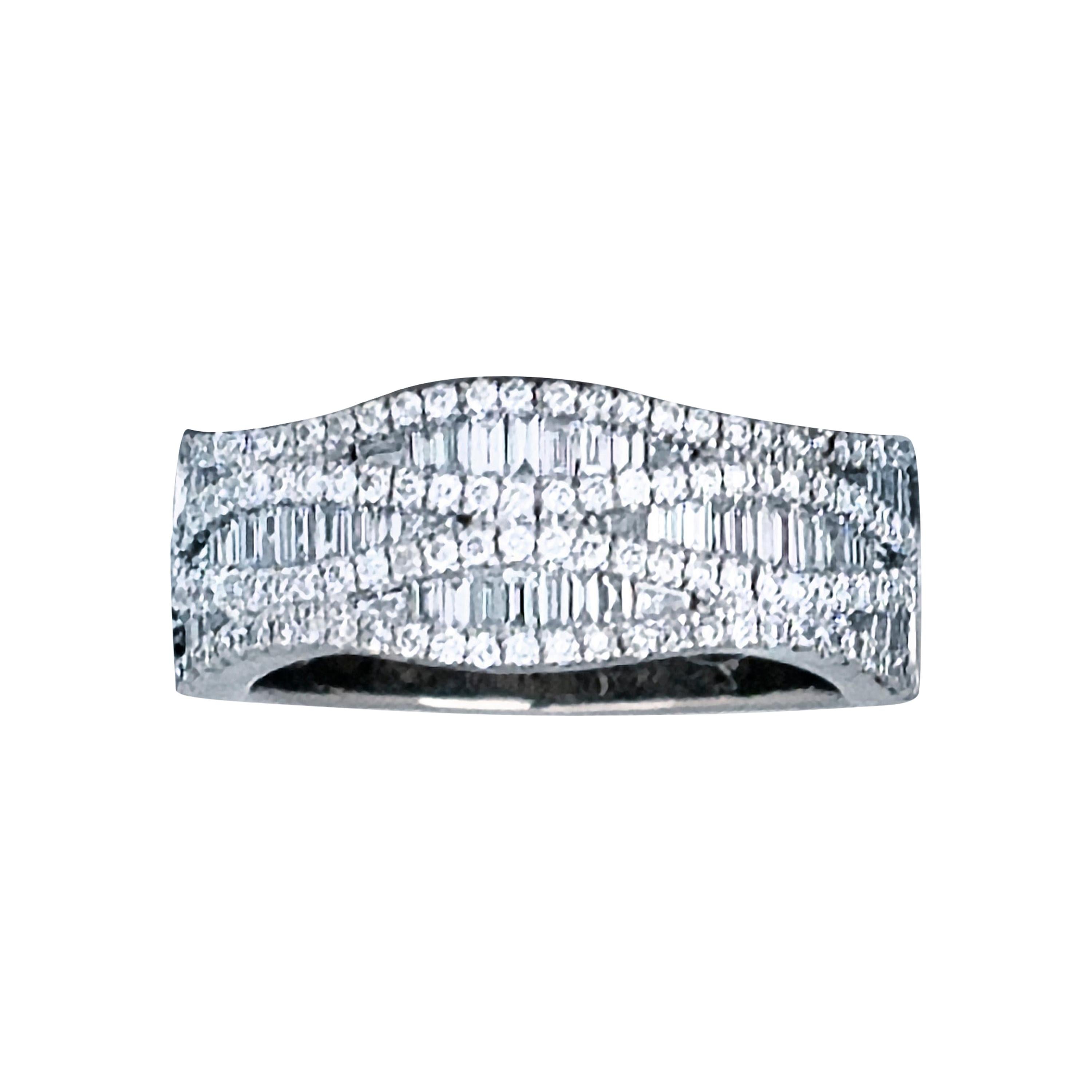 1 Carat Baguette and Round Diamond Ladies Band For Sale