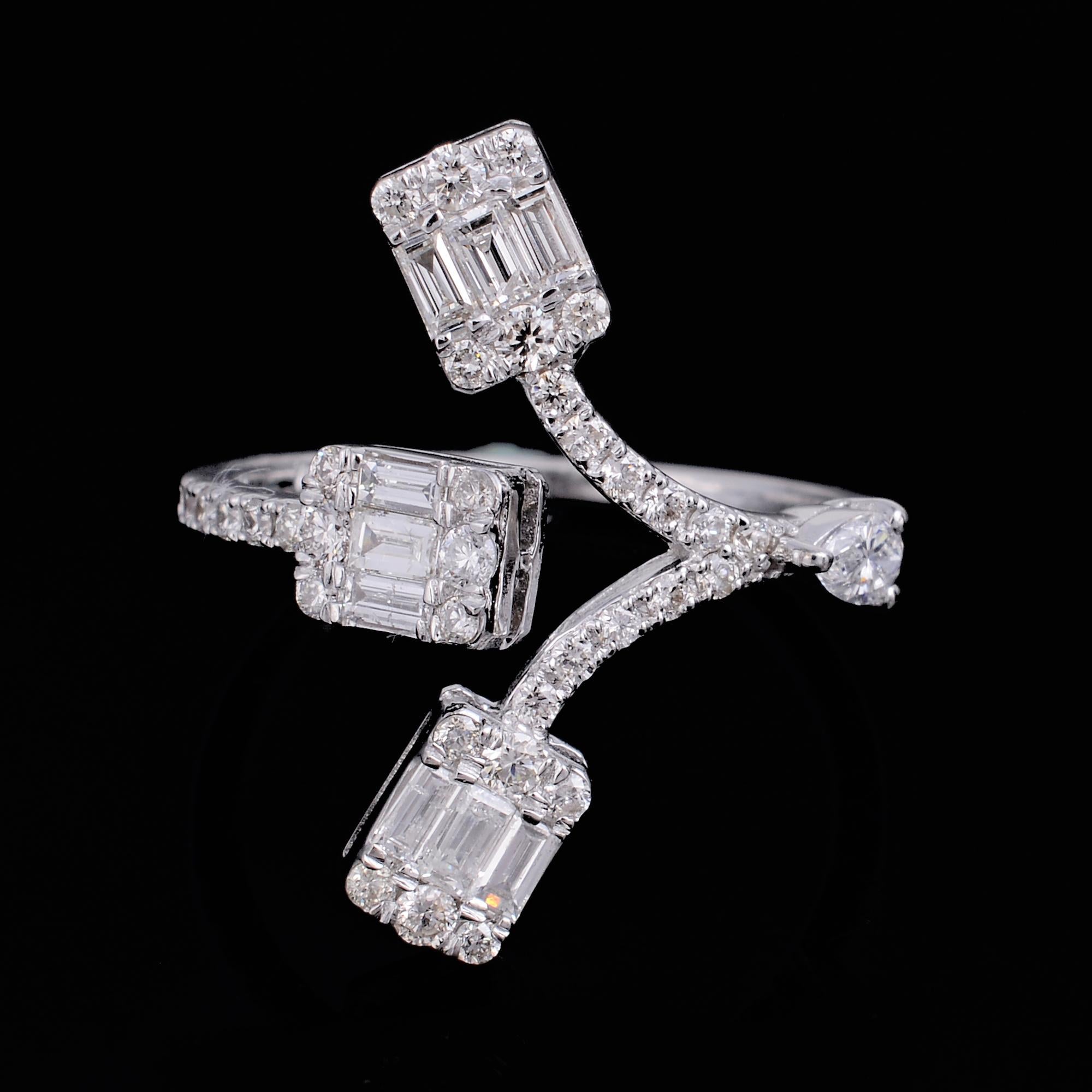 Women's 1 Carat Baguette Round Diamond Designer Ring 18 Karat White Gold Fine Jewelry For Sale