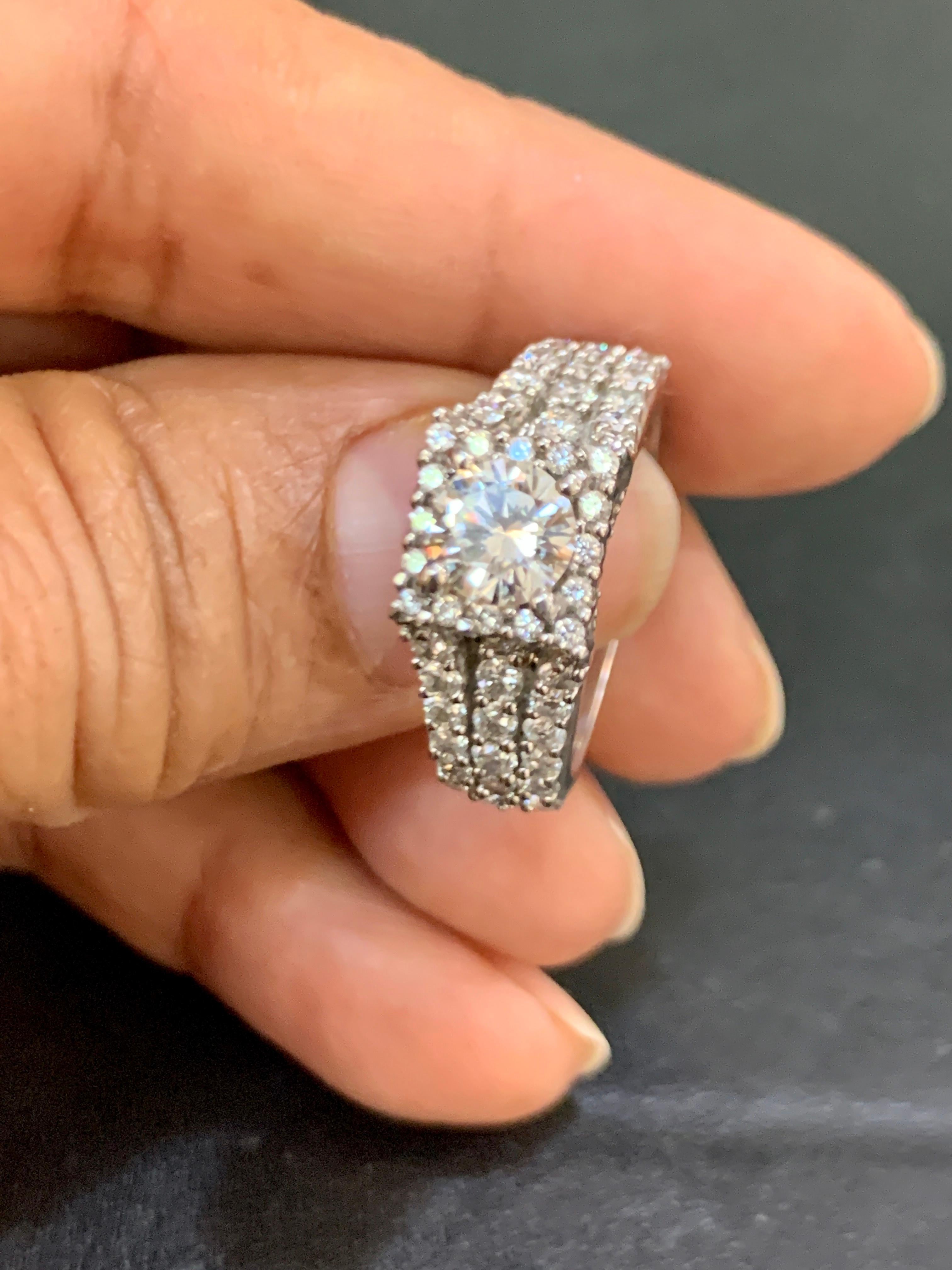 1 carat center stone engagement ring