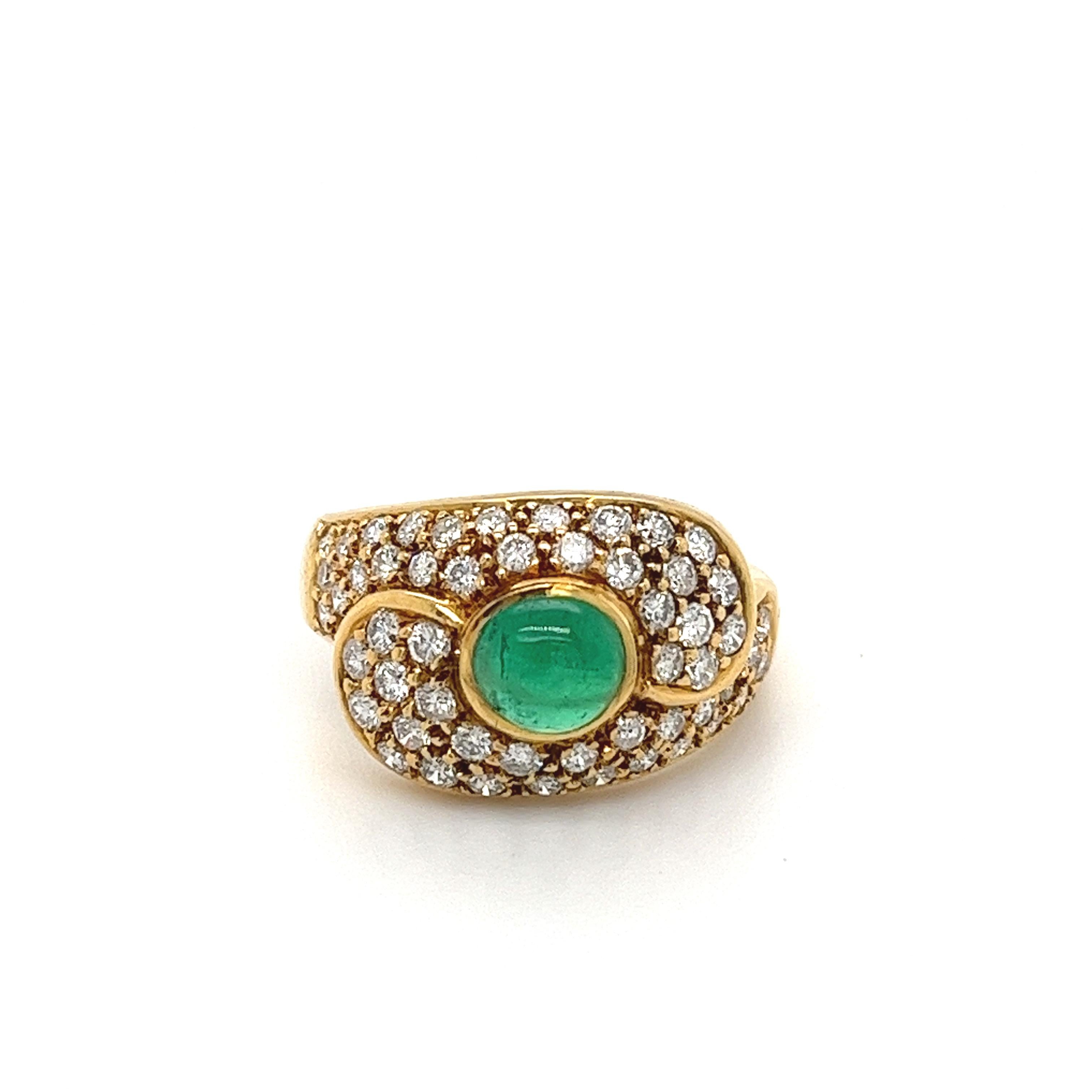 1 Carat Cabochon Natural Emerald and Diamond Cluster Bypass Ring in 18k Gold For Sale 2