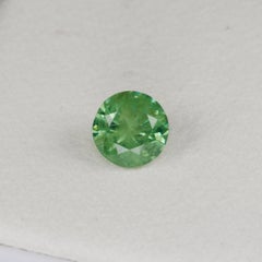 Granate Demantoide Ruso Natural Certificado de 1 Quilate