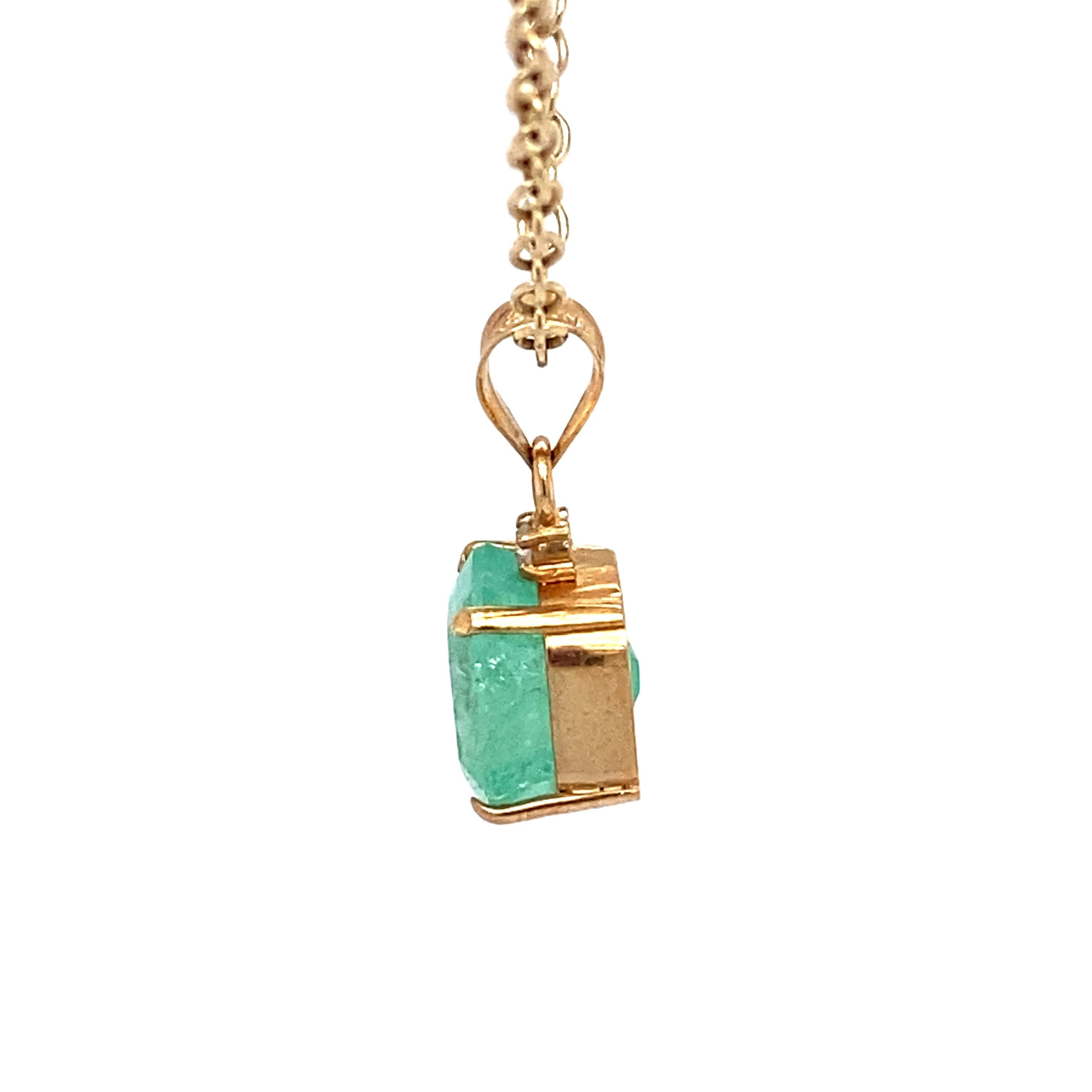 1 carat emerald necklace