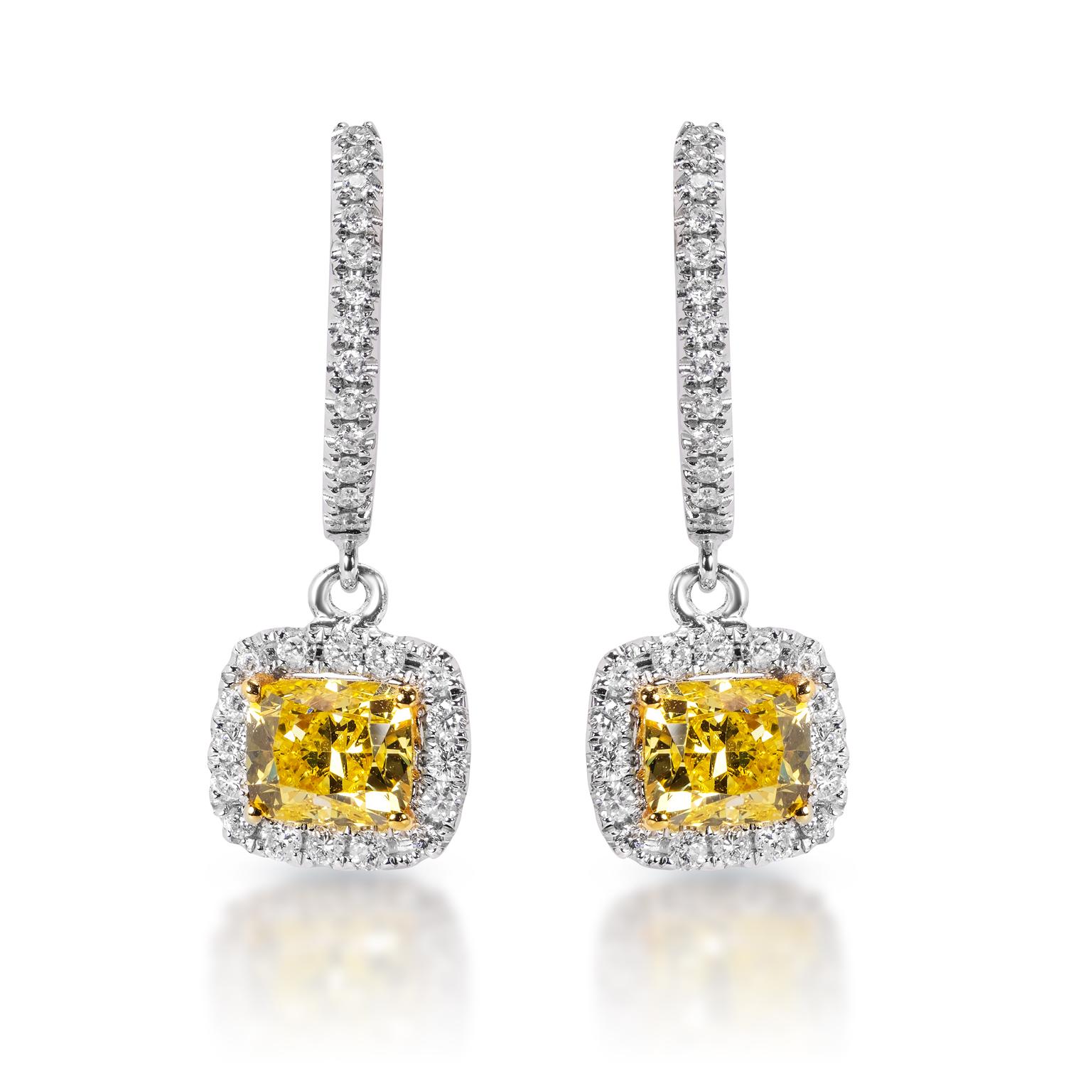 Diamant-Ohrringe für Damen mit Hebelverschluss:

Karatgewicht: 0,74 Karat 1
Form: Kissenschliff
Metall: 14KT Weißgold
Stil: Lever Back Ohrringe