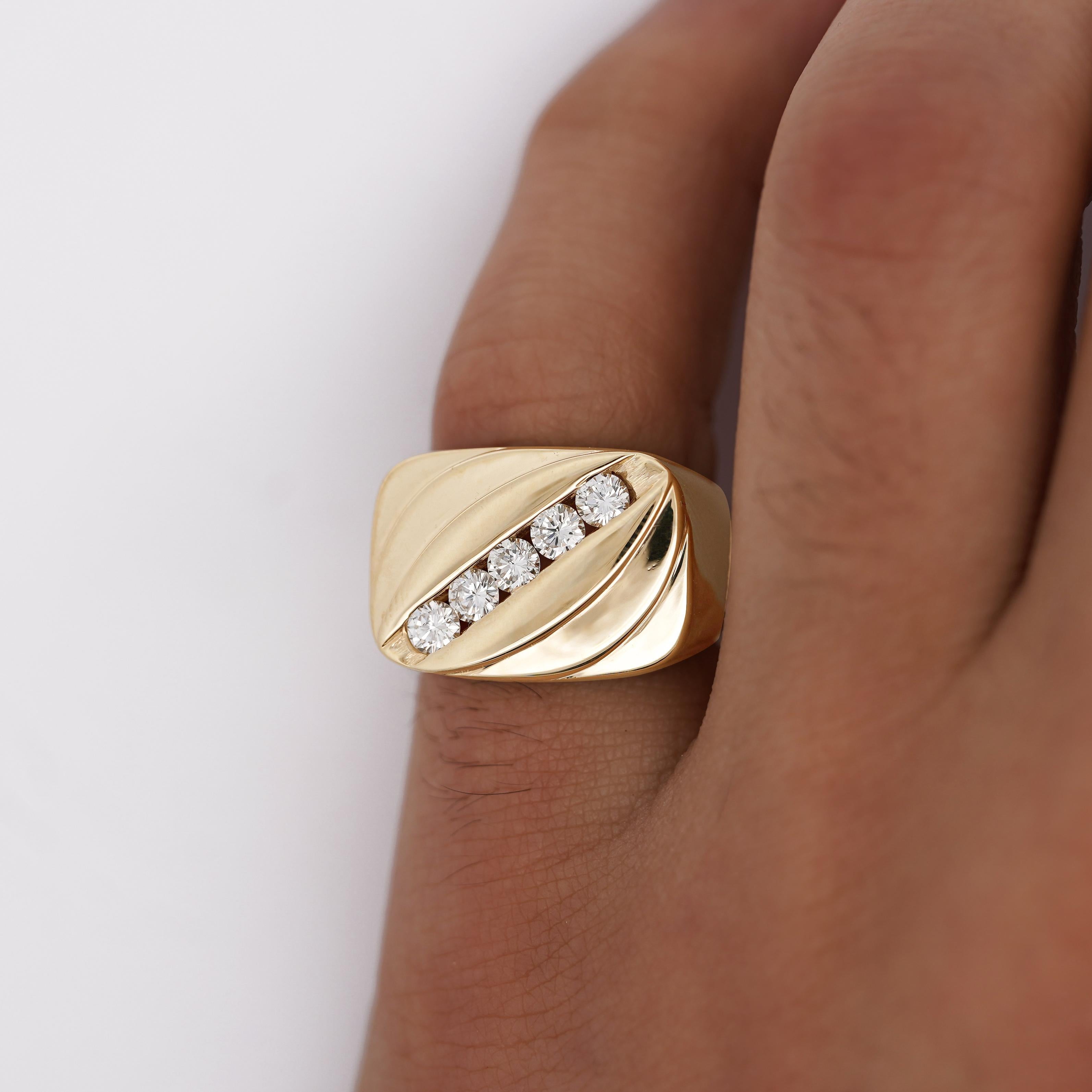 Men's 1 Carat Diagonal Diamond Channel Set 14K Gold Vintage Mens Ring For Sale