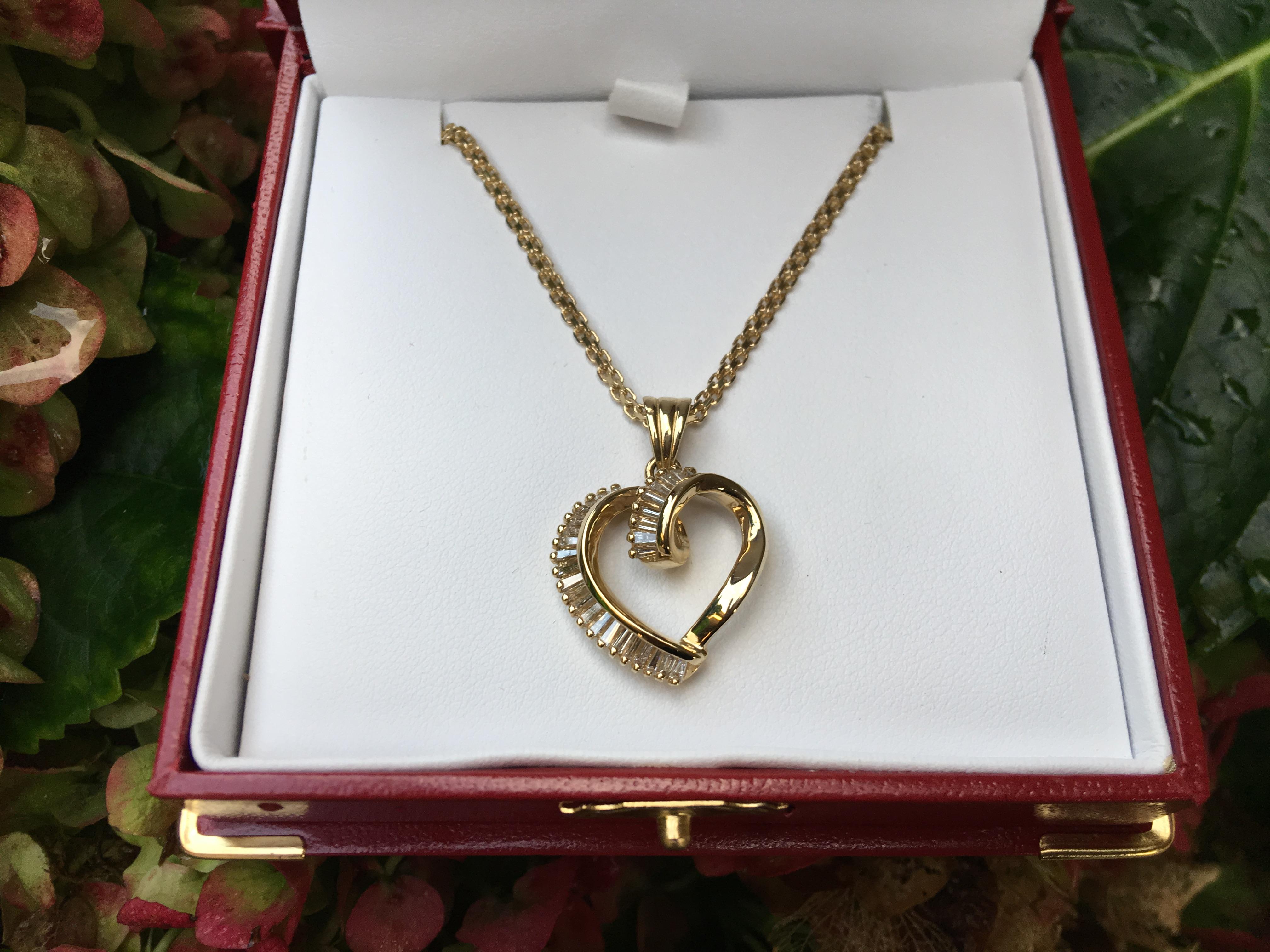 1 Carat Diamond Baguette Swirling Ribbon Heart Pendant 14 Karat Gold with Chain In Excellent Condition In Tustin, CA