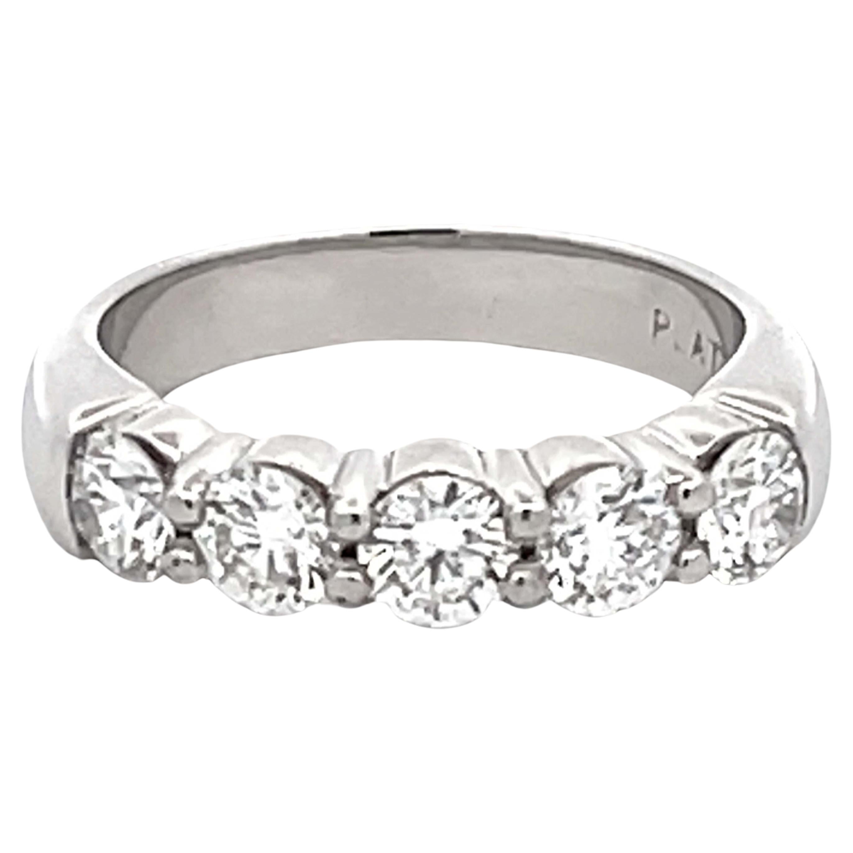 Bague à anneau en platine avec diamant de 1 carat