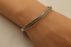 Bracelet jonc en or blanc 18 carats avec diamants de 1 carat