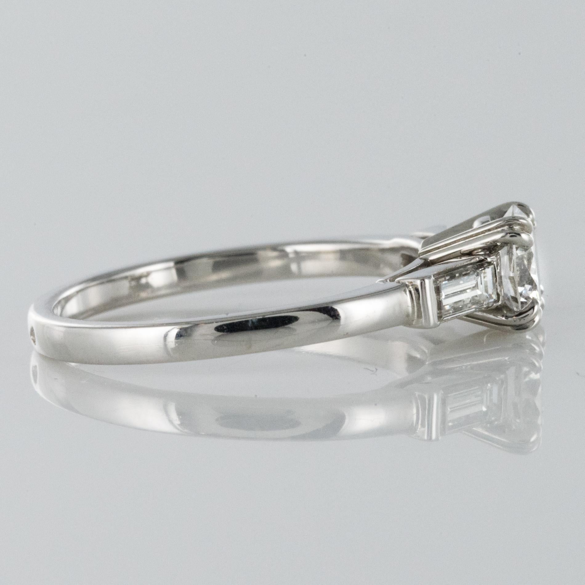 Art Deco Style 1 Carat Diamond 18 Karat White Gold Solitaire Ring 5