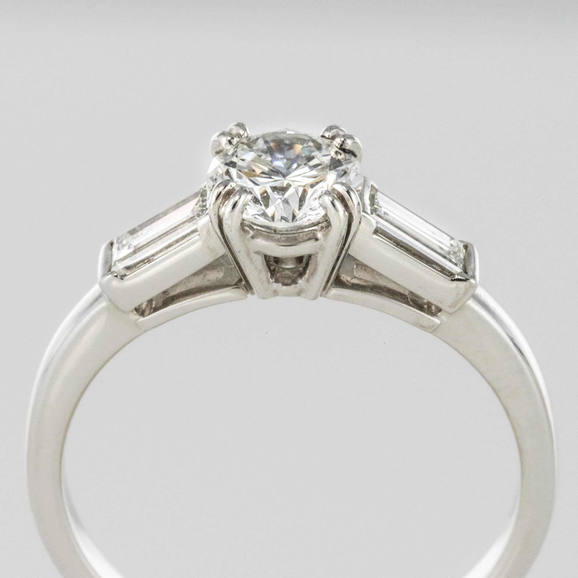 Art Deco Style 1 Carat Diamond 18 Karat White Gold Solitaire Ring 3
