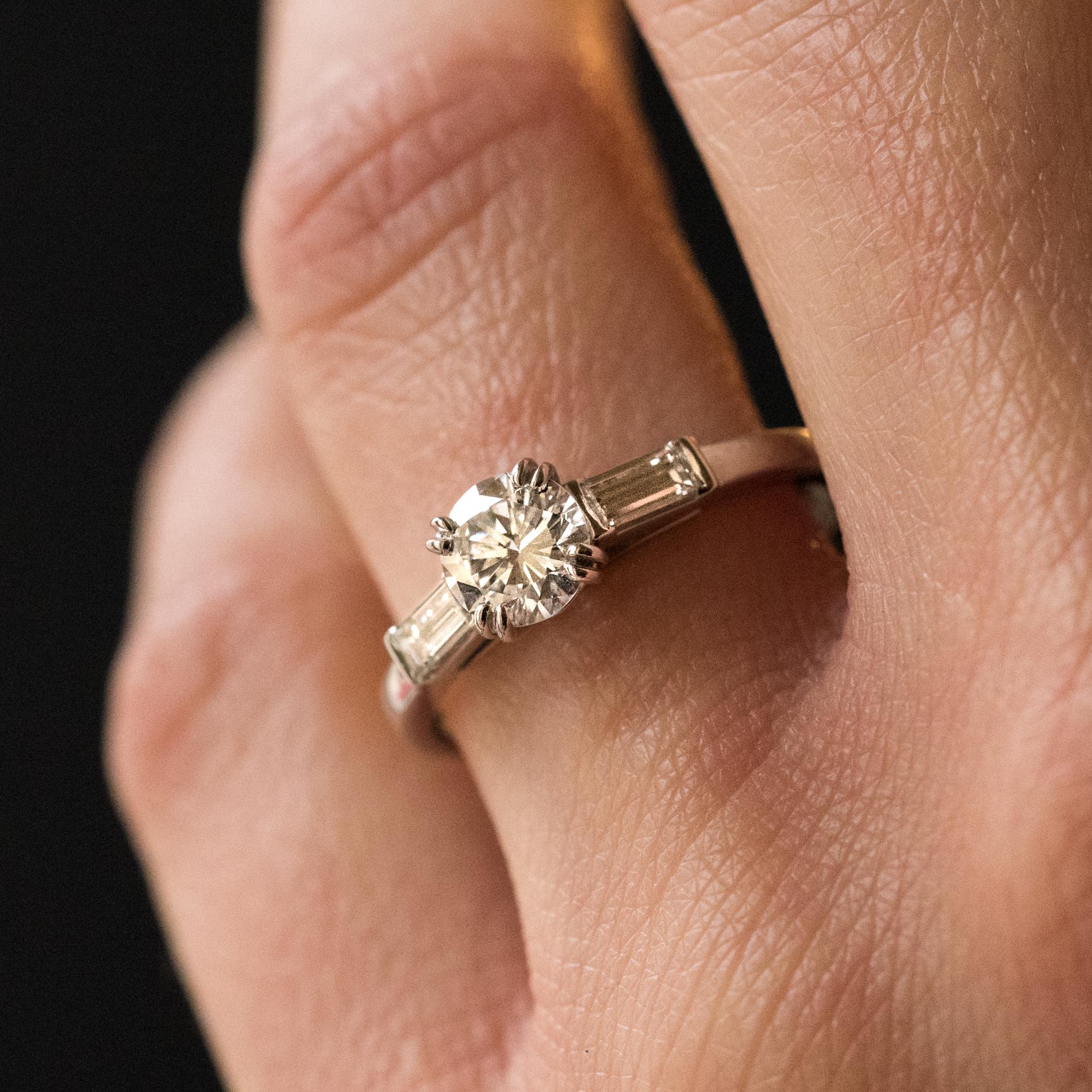 1 carat diamond ring with baguettes