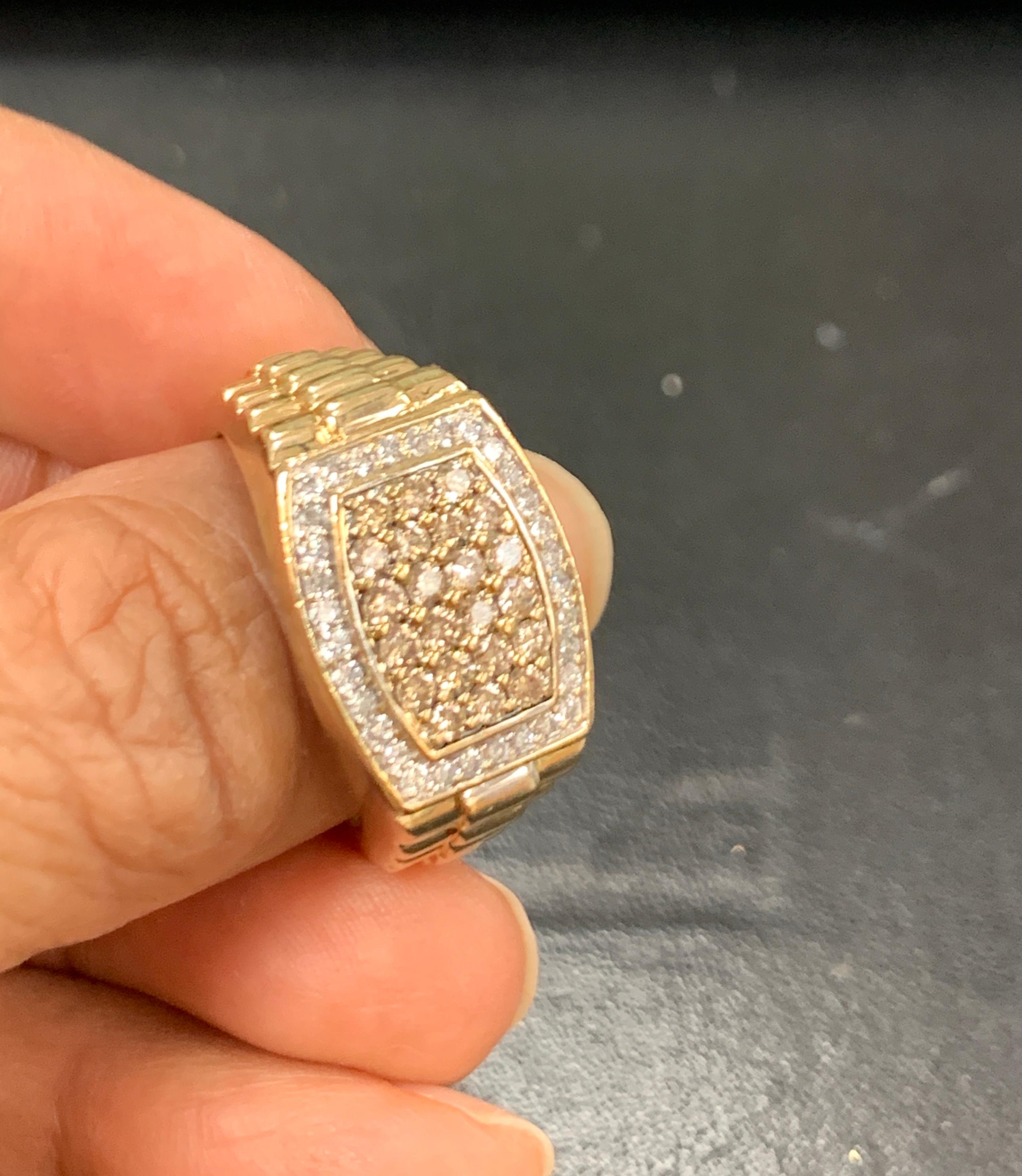 1 Carat Diamond Traditional Men's Ring 14 Karat Yellow Gold Ring Estate In Excellent Condition In New York, NY