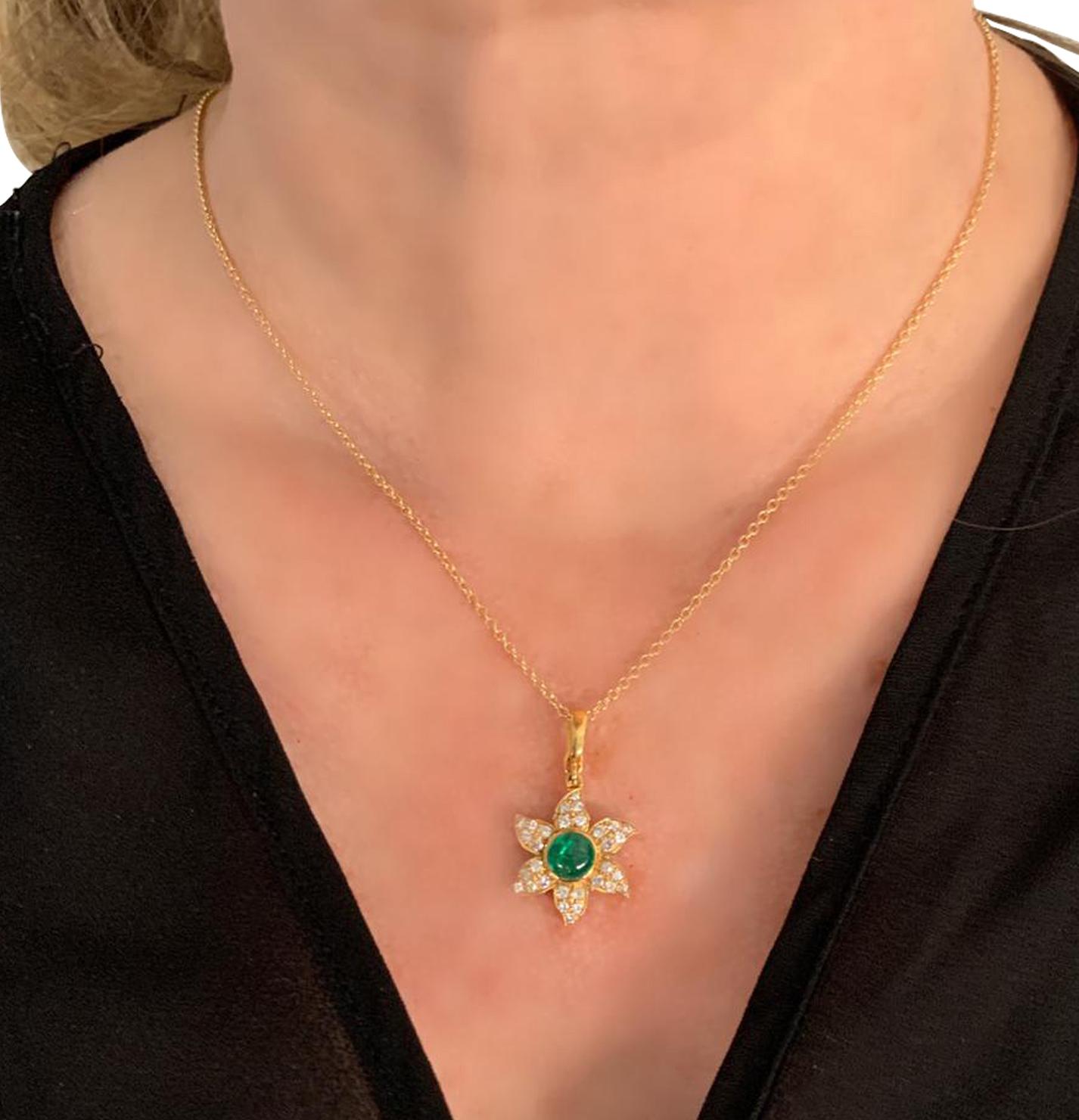 emerald star necklace