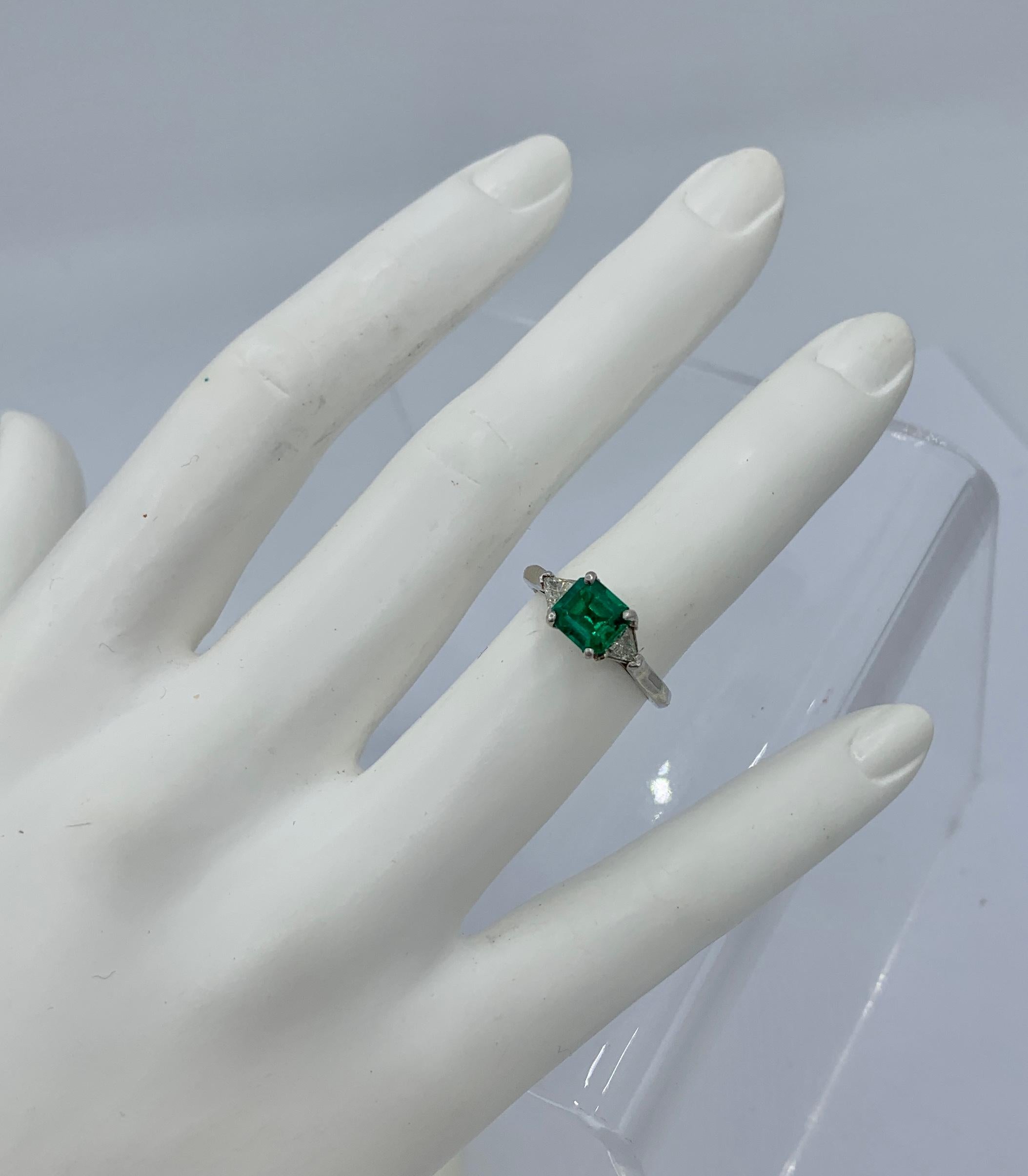 1 Carat Emerald Trillion Cut Diamond Platinum Ring Antique Engagement Wedding For Sale 4