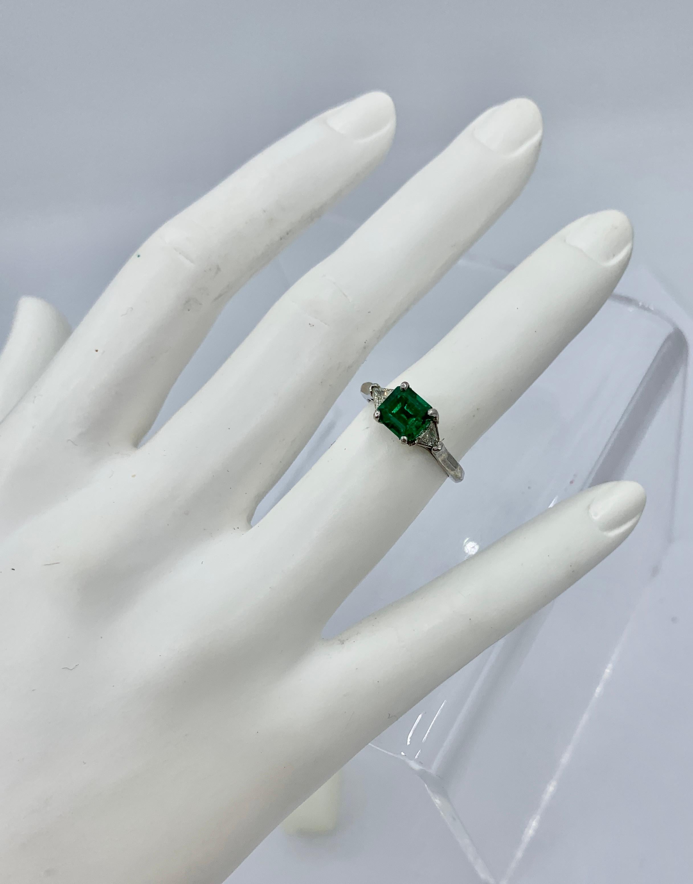 Emerald Cut 1 Carat Emerald Trillion Cut Diamond Platinum Ring Antique Engagement Wedding For Sale