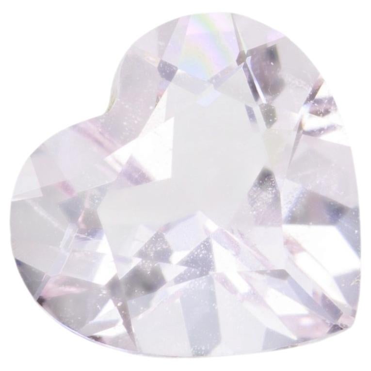 1 carat, Faceted pink morganite heart shape For Sale