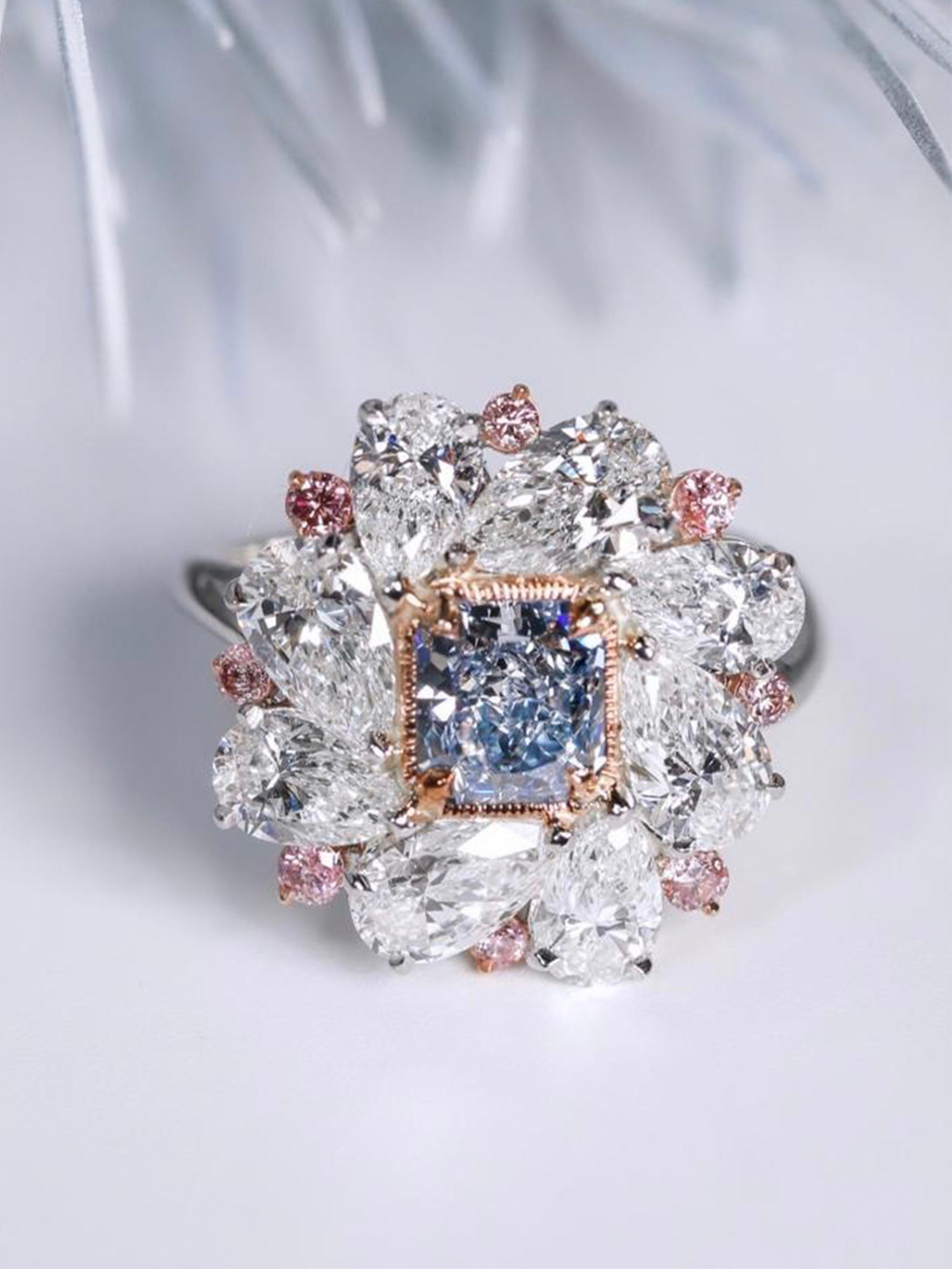 Bague cocktail en diamant bleu fantaisie de 1 carat, certifiée GIA en vente 1