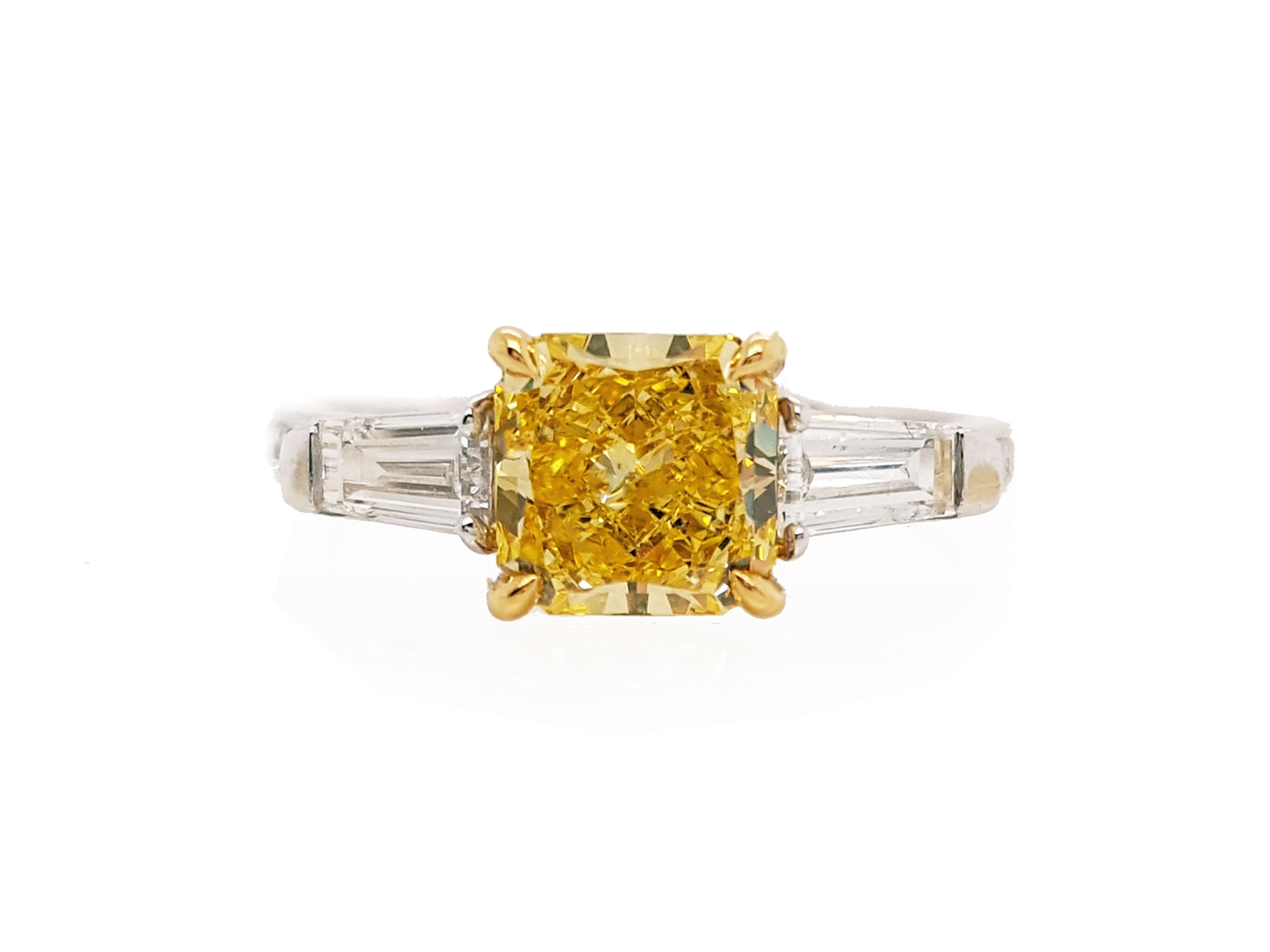 1 Carat Fancy Vivid Yellow Diamond Three-Stone Engagement Ring, GIA Report In New Condition For Sale In New York, NY