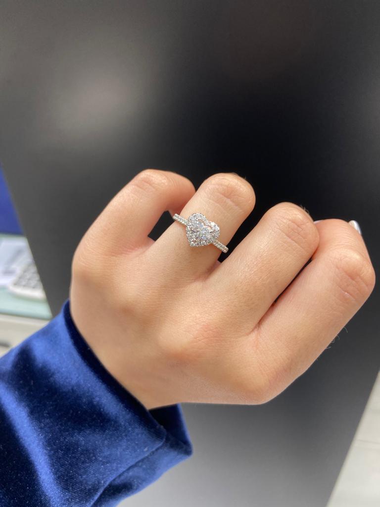 Heart Cut 1 Carat Heart Shape Diamond Engagement Ring GIA Certified E VVS2 For Sale