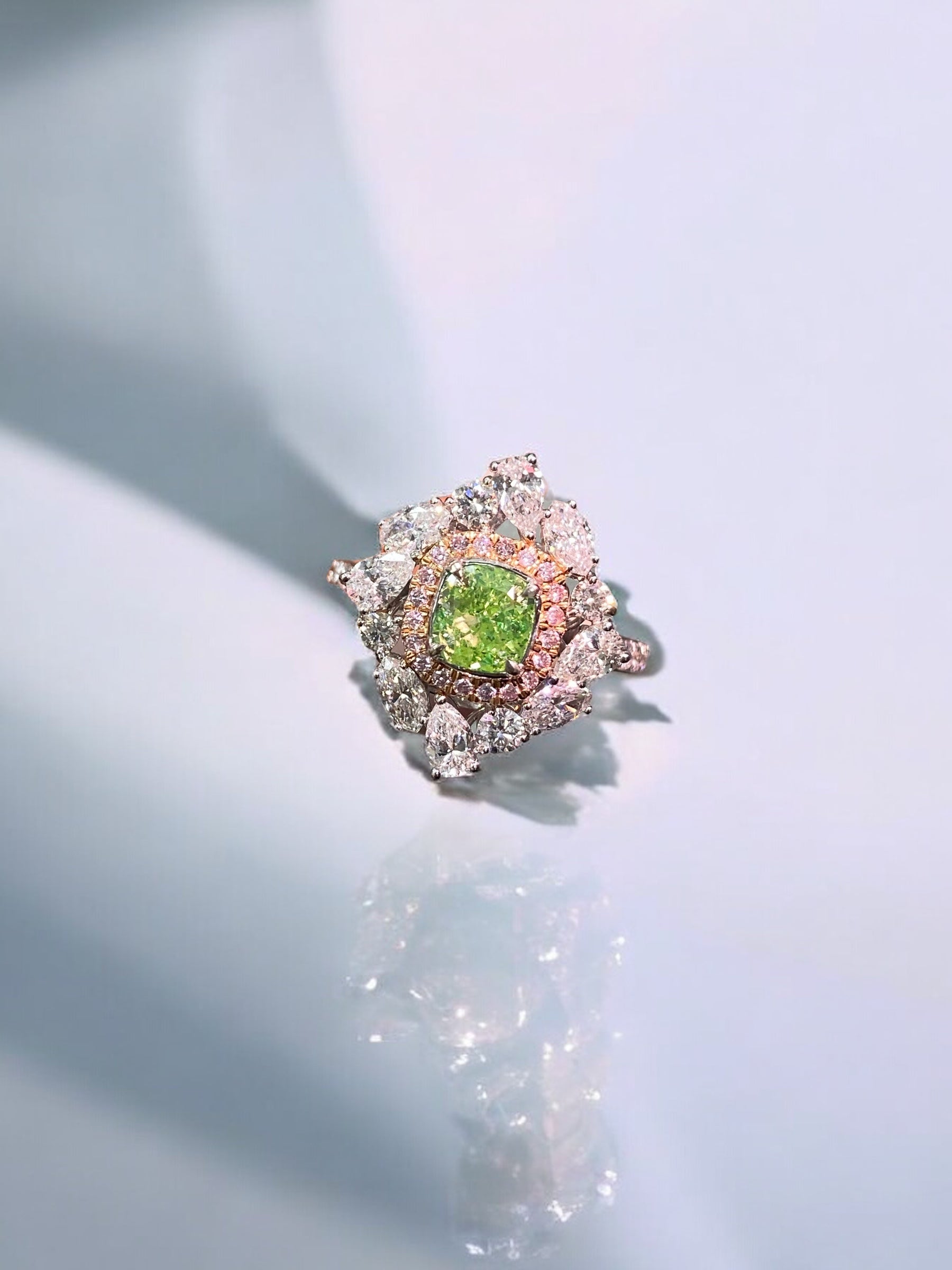 1 Carat Intense Yellow-Green Cushion Cut Diamond Cocktail Ring In New Condition In New York, NY