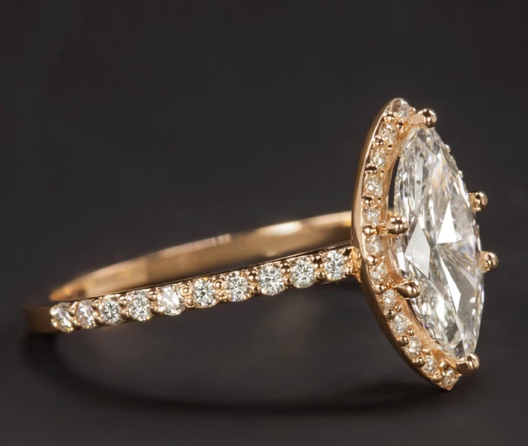Modern 1 Carat Marquise Diamond Ring For Sale
