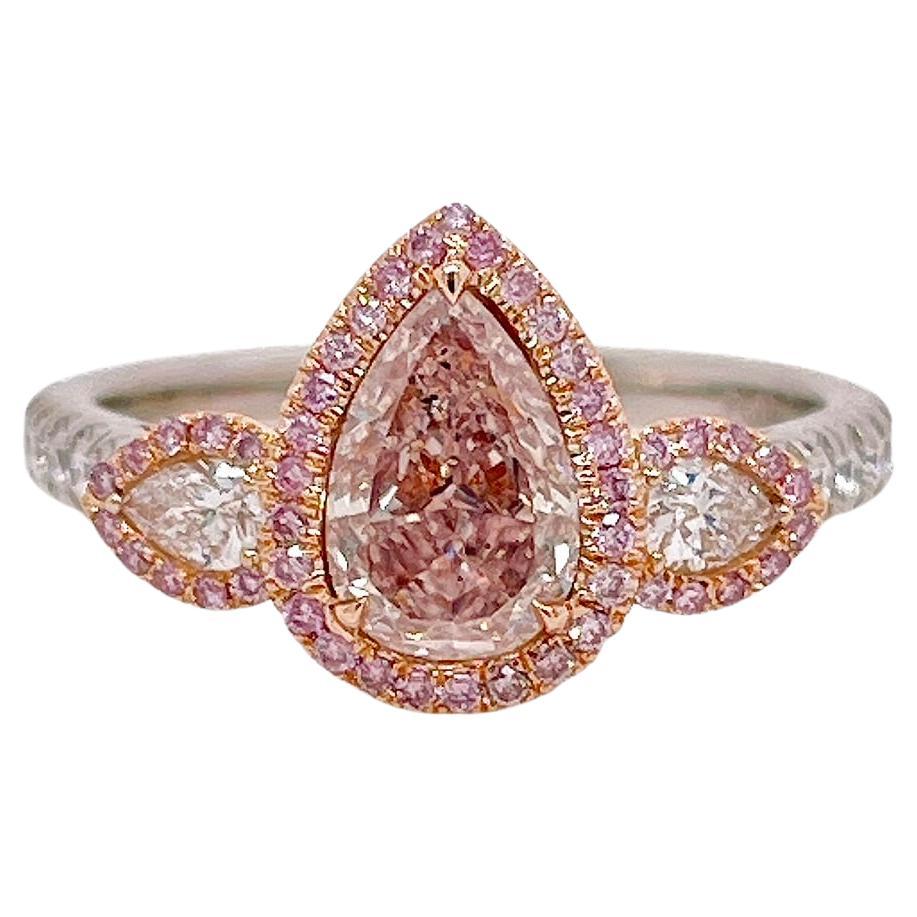 1 Karat Pink Diamond Verlobungsring mit 3 Steinen Platin 
18K Rose Gold im Angebot