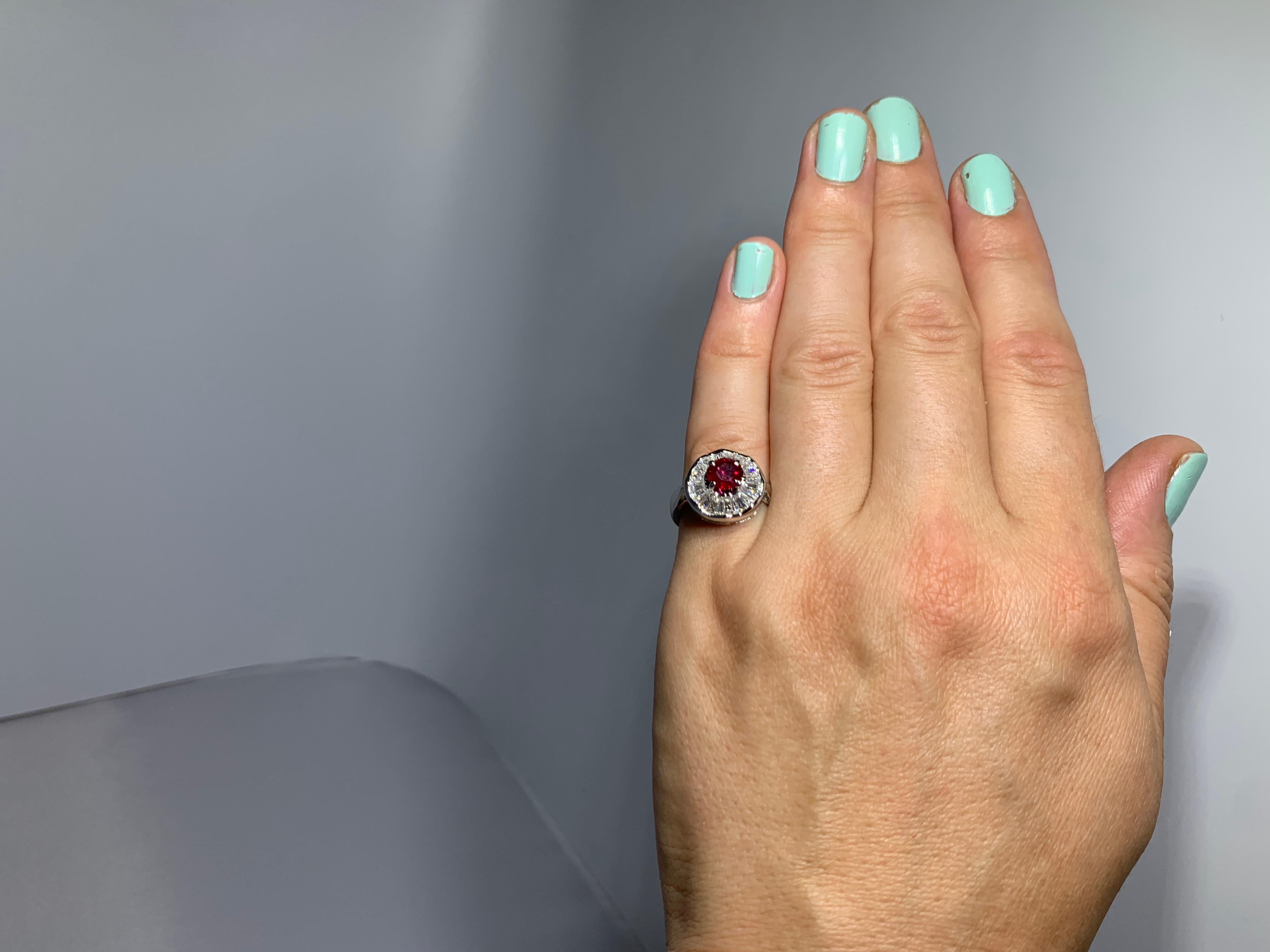 1 Carat Natural Burma Ruby and Baguette Diamond 18 Karat White Gold Ring 3