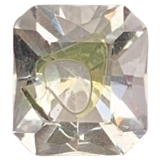 1 Carat Natural Loose Petroleum Quartz Stone Faceted Pakistani Gemstone (pierre précieuse pakistanaise à facettes) en vente