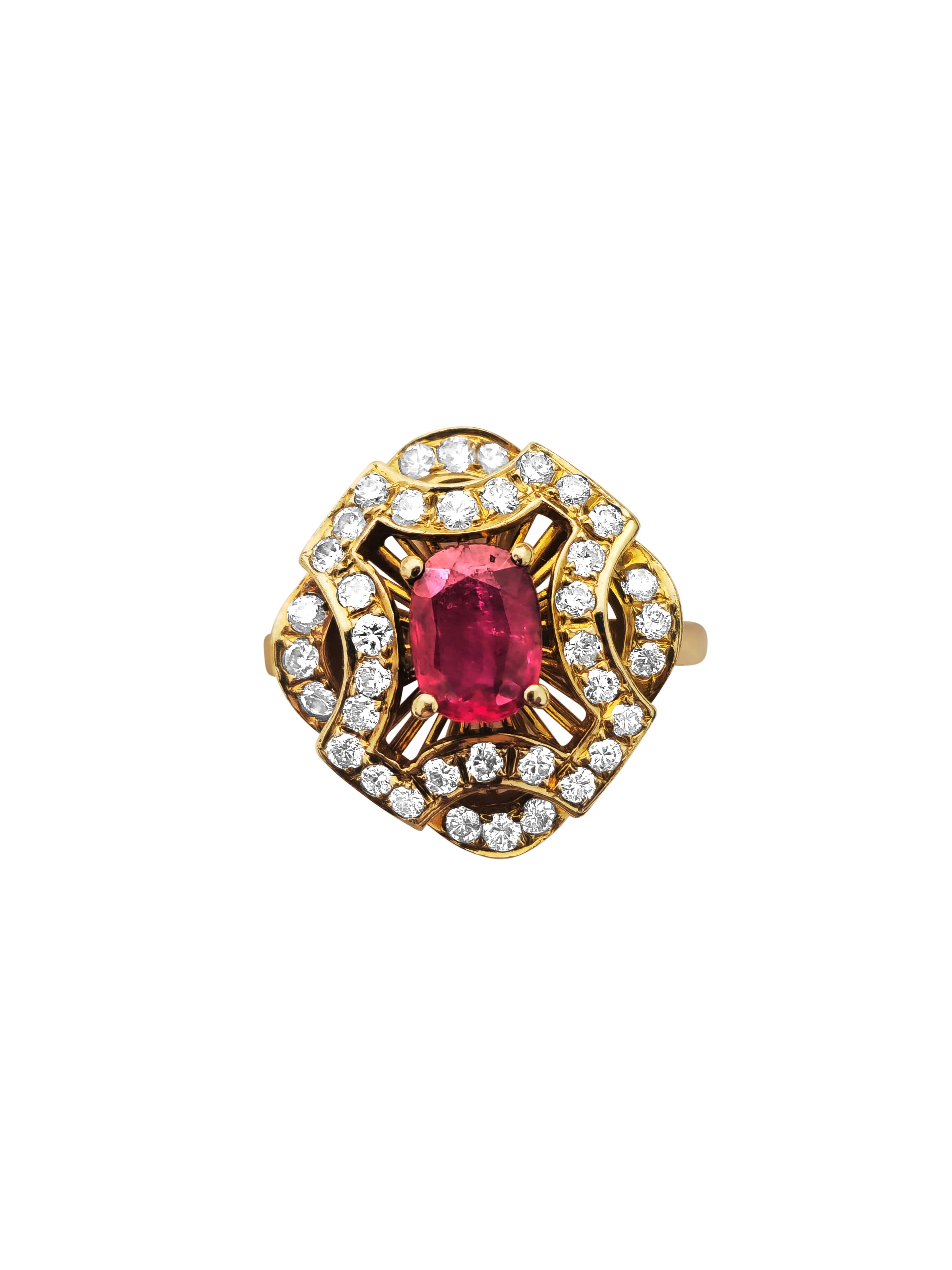 Women's 1 Carat Natural Ruby and Diamond Ring in 18K Yellow Gold For Sale