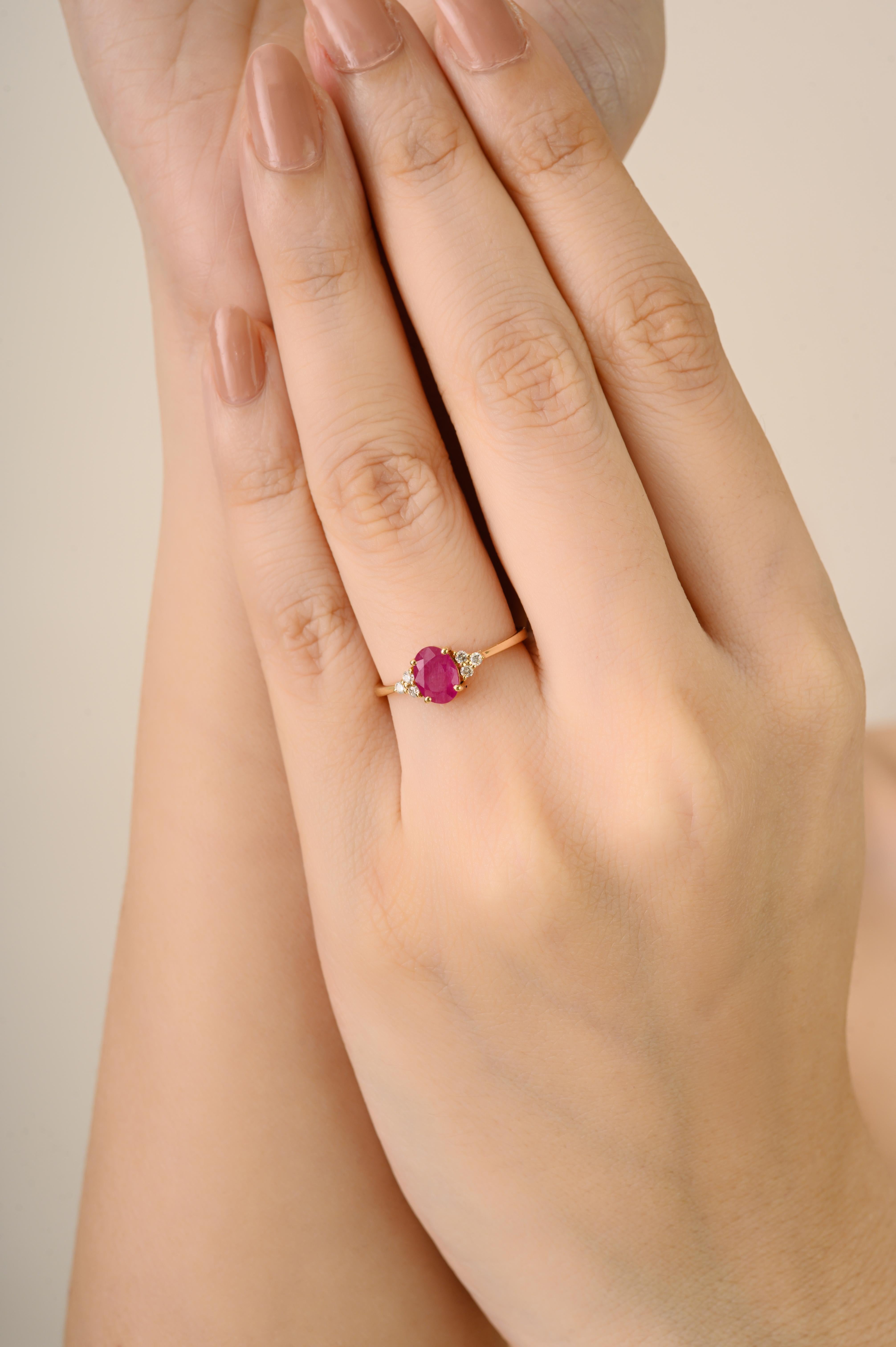 En vente :  Bague en or jaune 14 carats ornée d'un rubis naturel de taille ovale et d'un diamant Bijoux fins 6