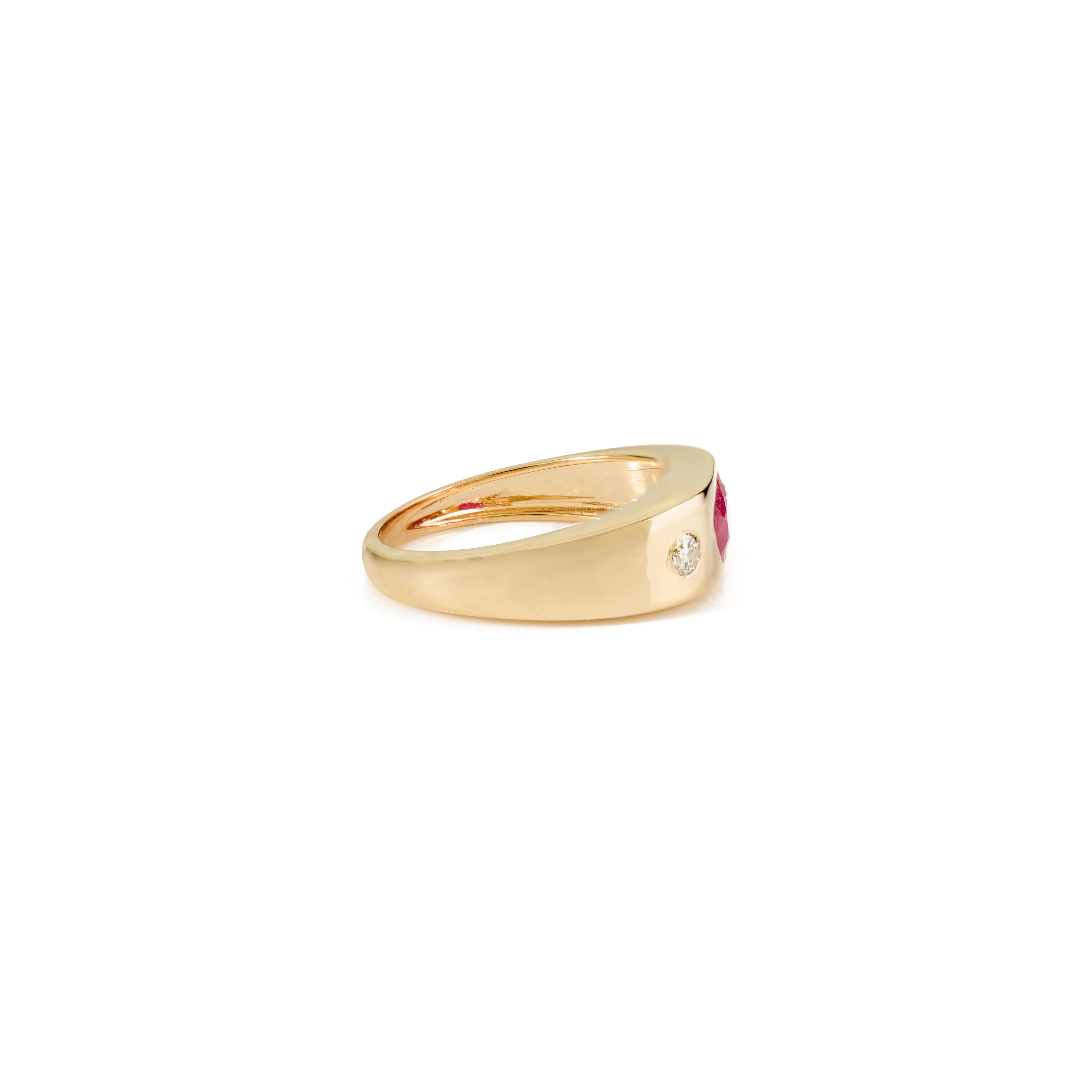 Im Angebot: 1 Karat Oval Rubin und Diamant Dome Band Ring in 14K Gelbgold Handmade Schmuck () 7