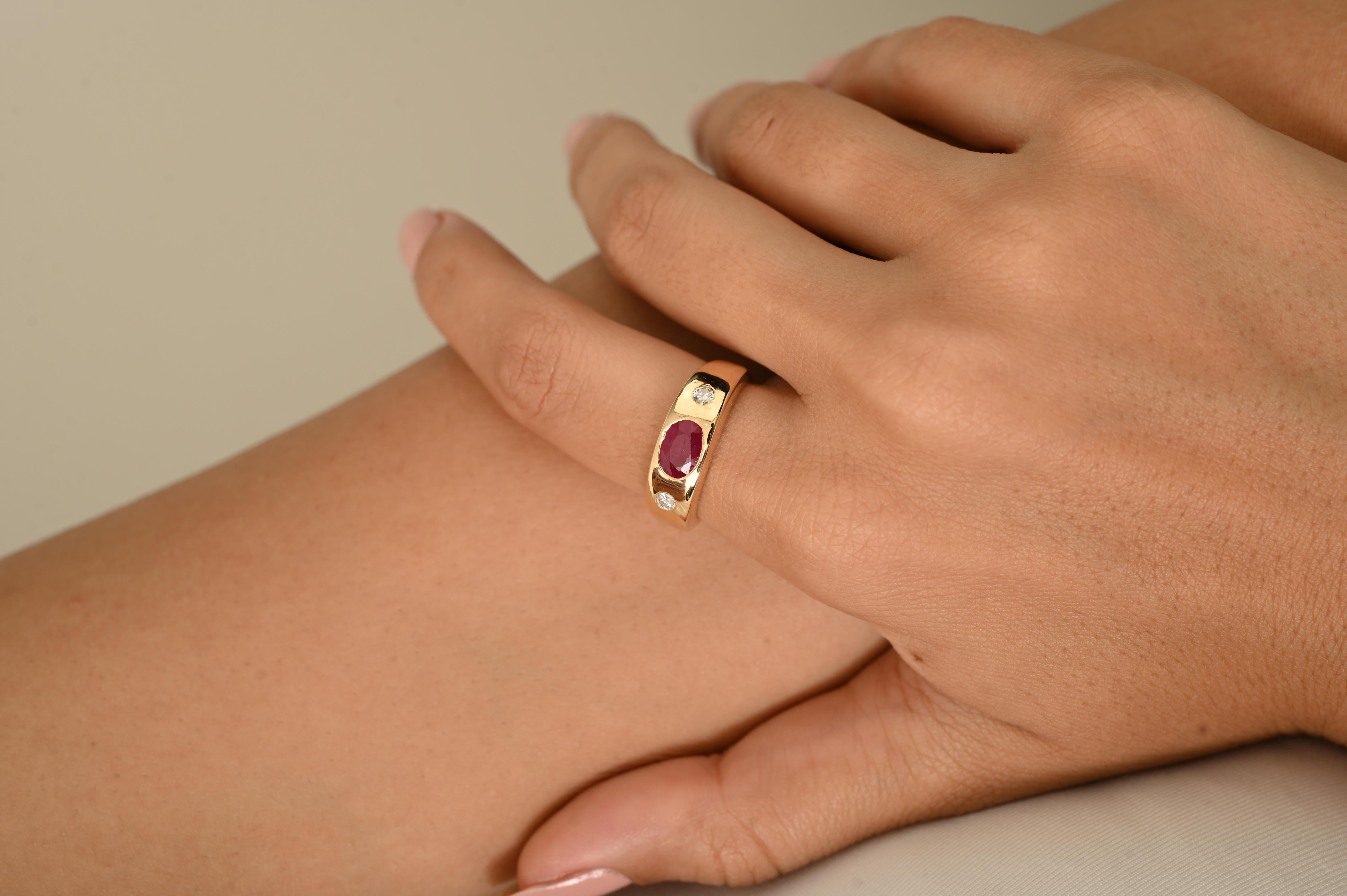 Im Angebot: 1 Karat Oval Rubin und Diamant Dome Band Ring in 14K Gelbgold Handmade Schmuck () 8