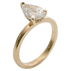 1 Carat Pear Statement Brilliant White 14K White Gold Pure Sophistication
