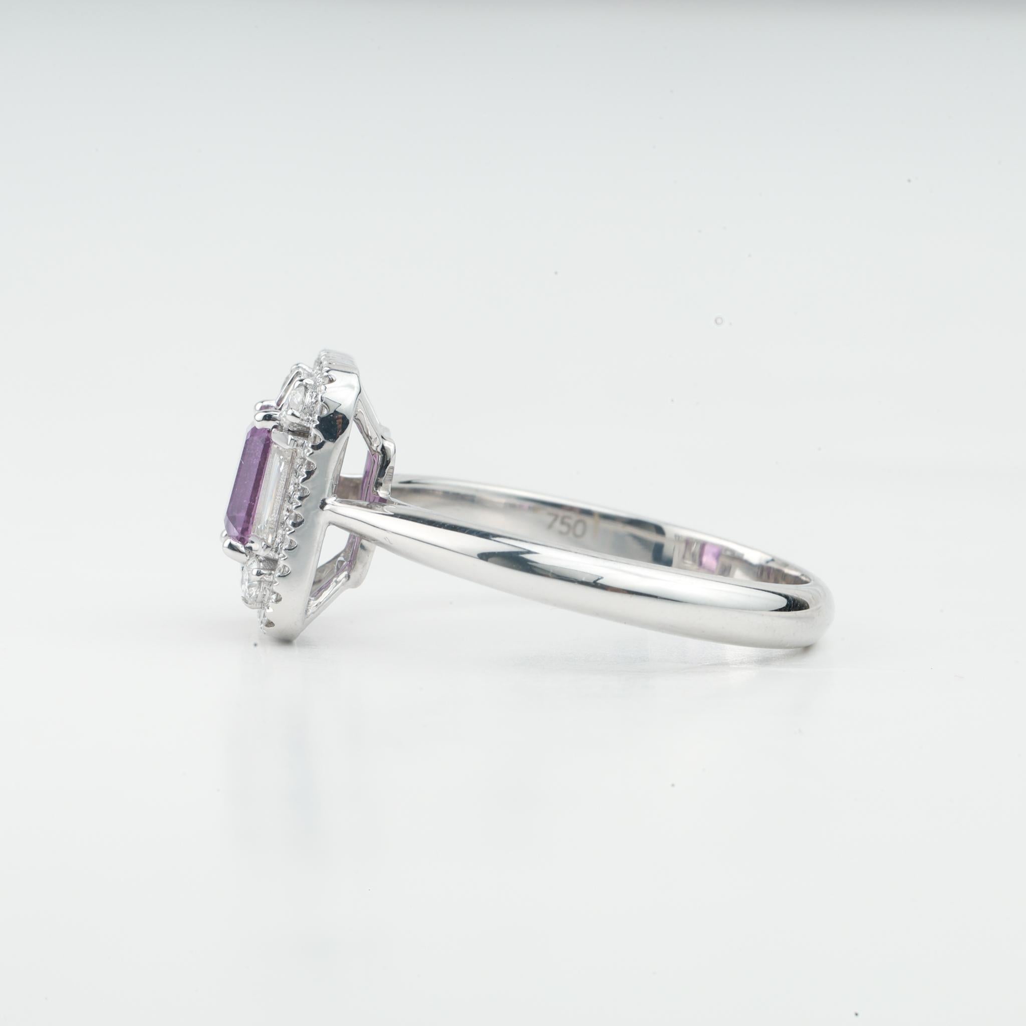 Art Deco 1 Carat Pink Sapphire Diamond Cocktail Engagement Ring in 18k White Gold For Sale