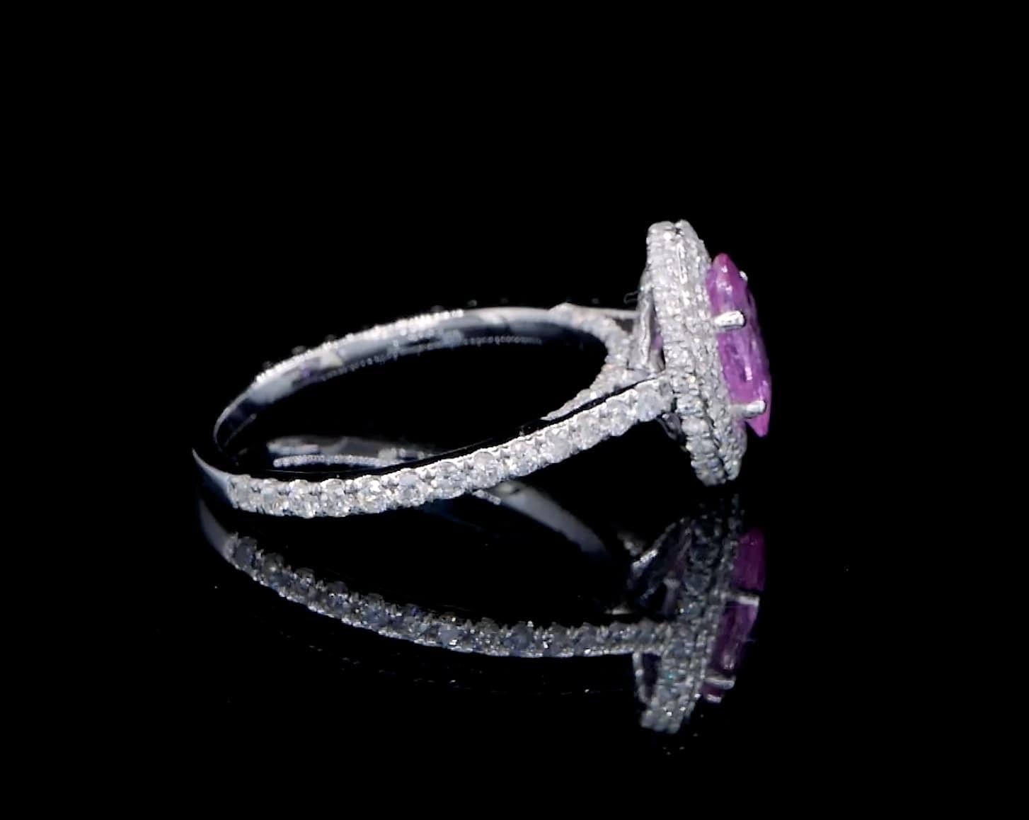 Donna Anello aureola con diamante e zaffiro rosa da 1 carato in vendita