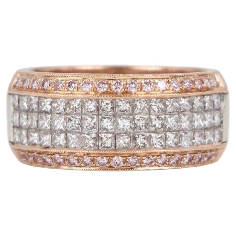 Anillo de Simon G. con un diamante rosa de 1 quilate, talla princesa, en oro rosa de 18k