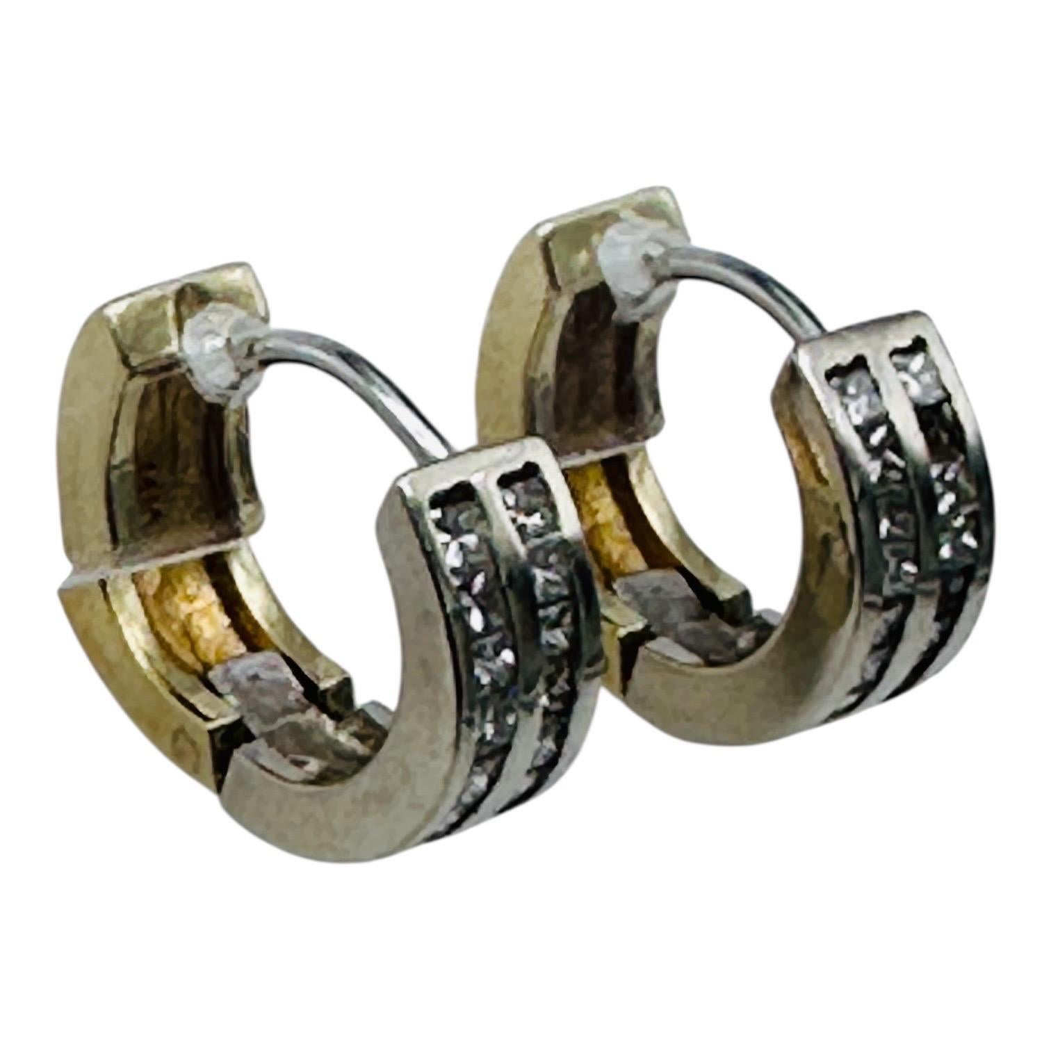 1 carat princess huggie Diamond earrings 14 karat gold im Angebot