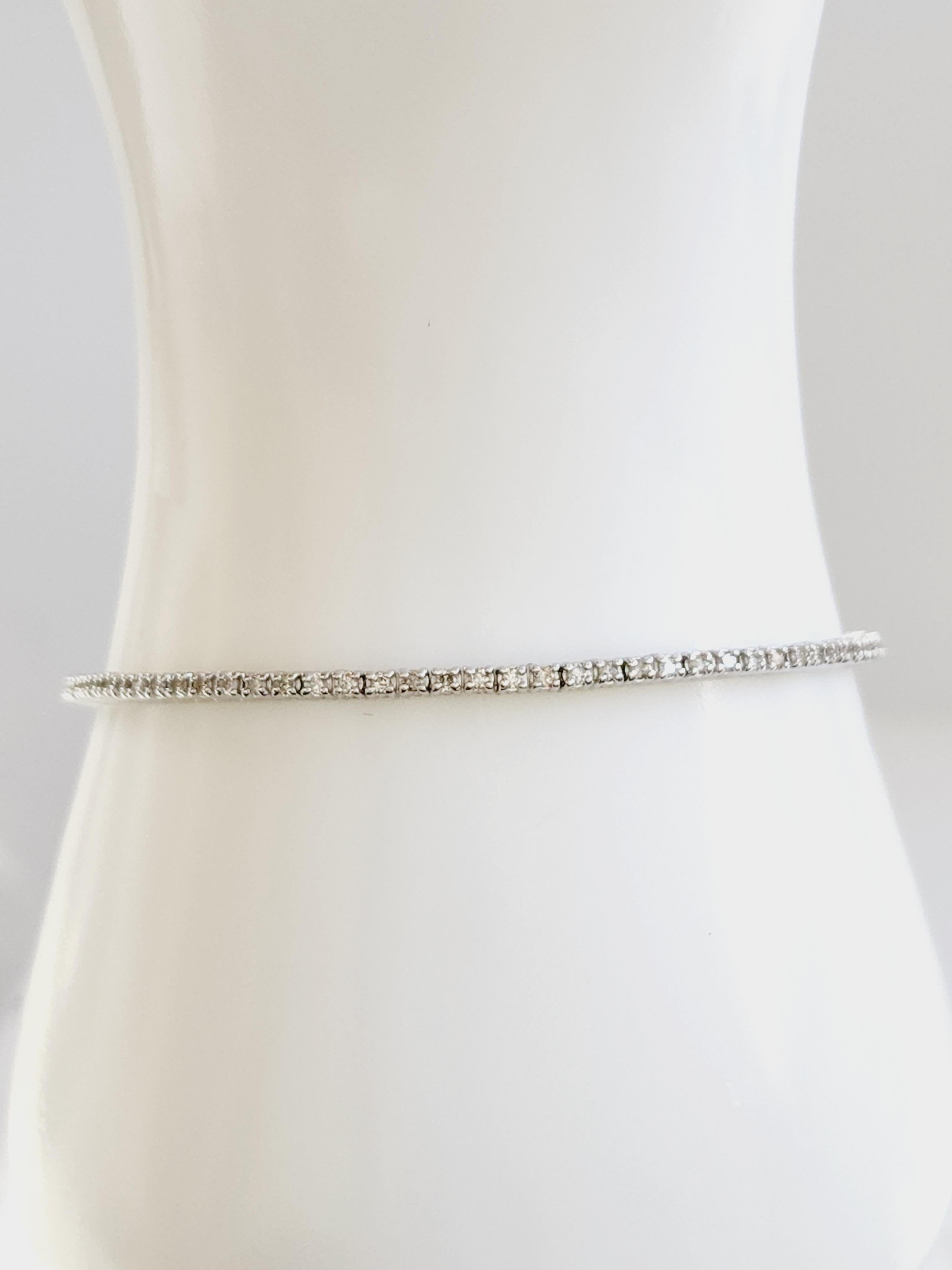 1 Carat Round Natural Diamond Tennis Bracelet 14 Karat White Gold For Sale 2