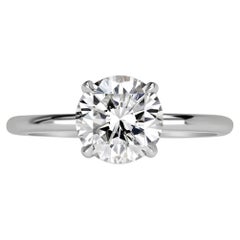 1 Carat Round Brilliant Diamond Ring Brilliant White 14K Gold Elegant Sparkle