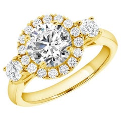1 Carat Round Brilliant Diamond Ring Brilliant White 18K Yellow Gold