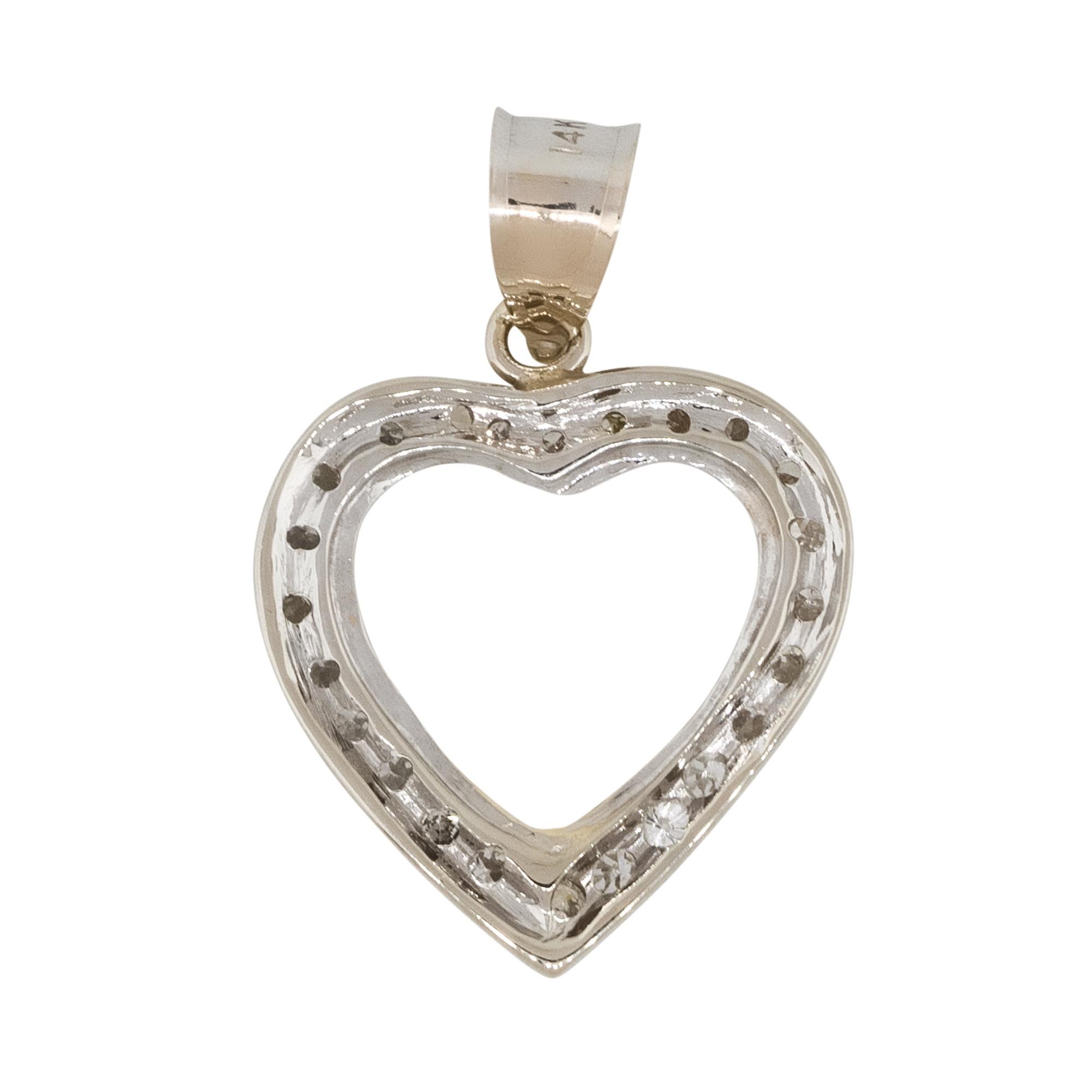 Pendentif en forme de cœur ouvert en or 14 carats avec diamants taille ronde de 1 carat Excellent état - En vente à Boca Raton, FL